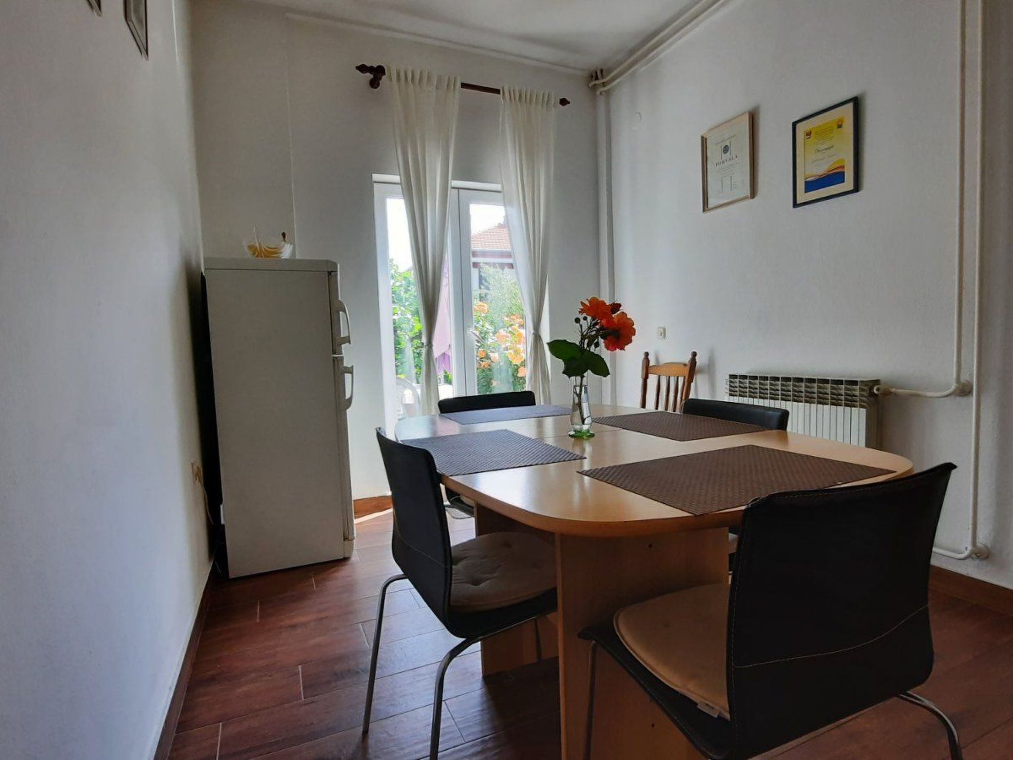 Schönes Haus mit privatem Garten-Image-tags.info