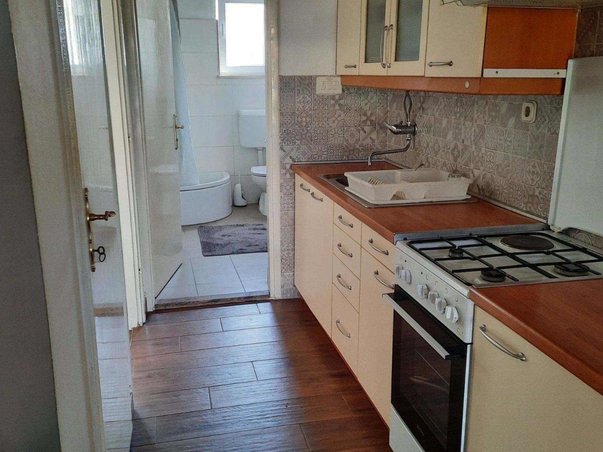 Schönes Haus mit privatem Garten-Image-tags.info