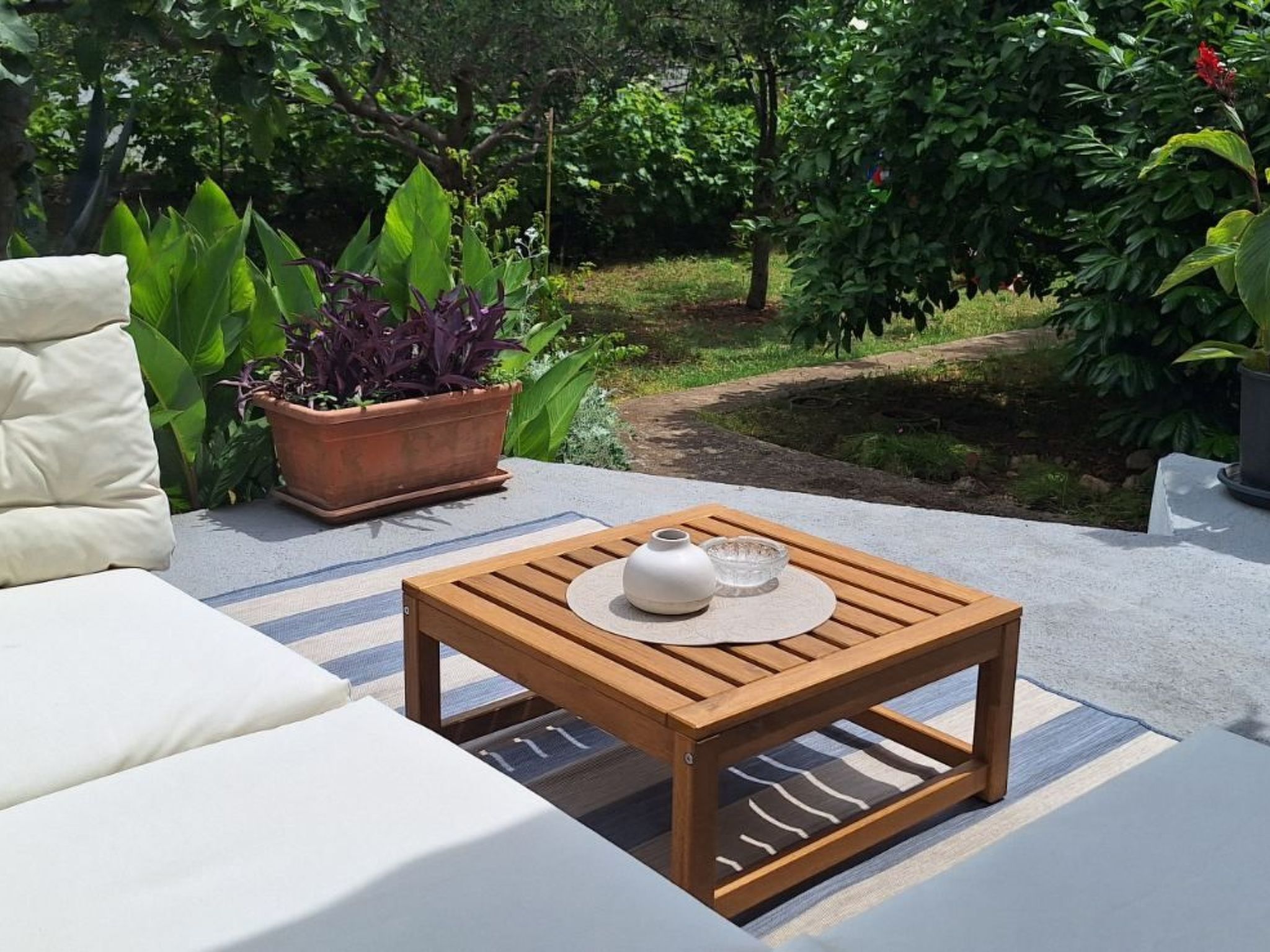 Schönes Haus mit privatem Garten-Image-tags.info