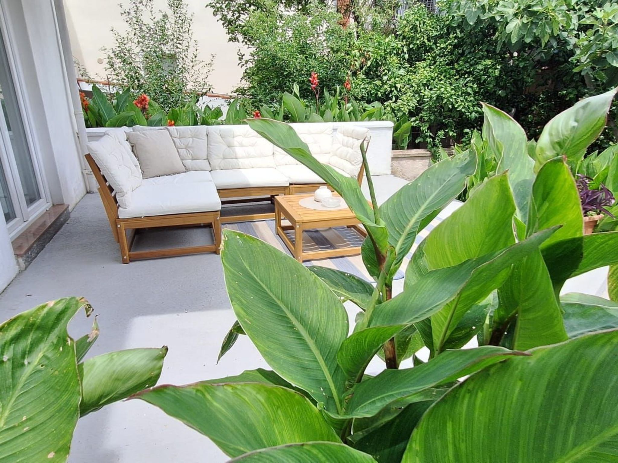 Schönes Haus mit privatem Garten-Image-tags.info