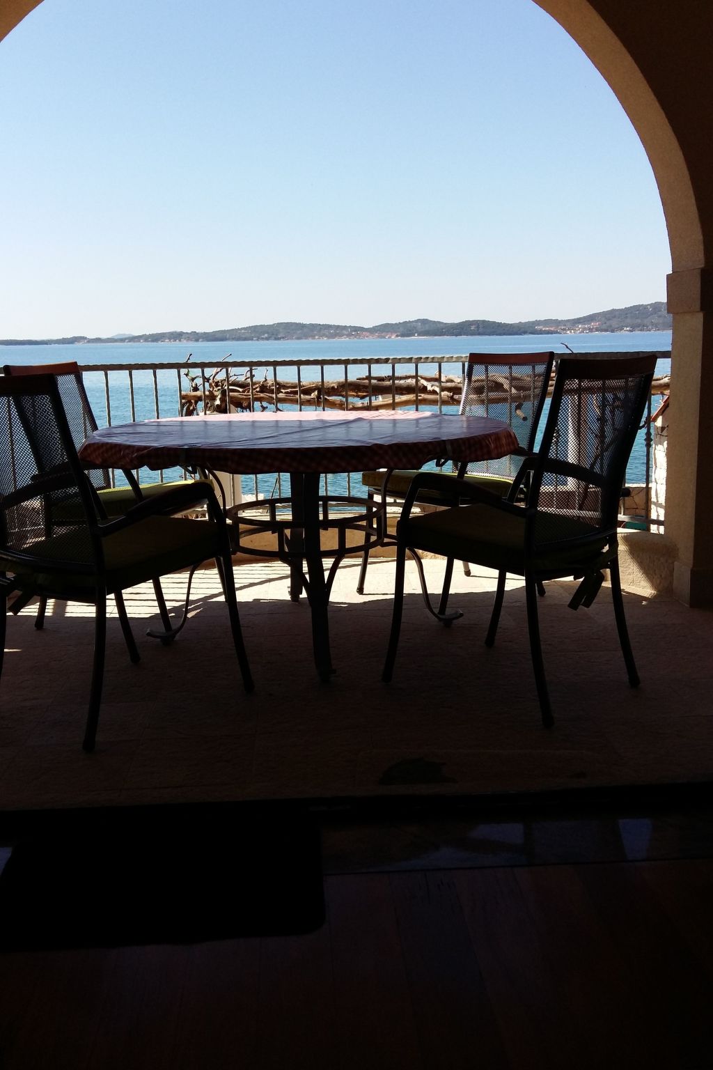 Geräumiges Ferienwohnung im Erdgeschoss mit zwei Schlafzimmern für sechs Person