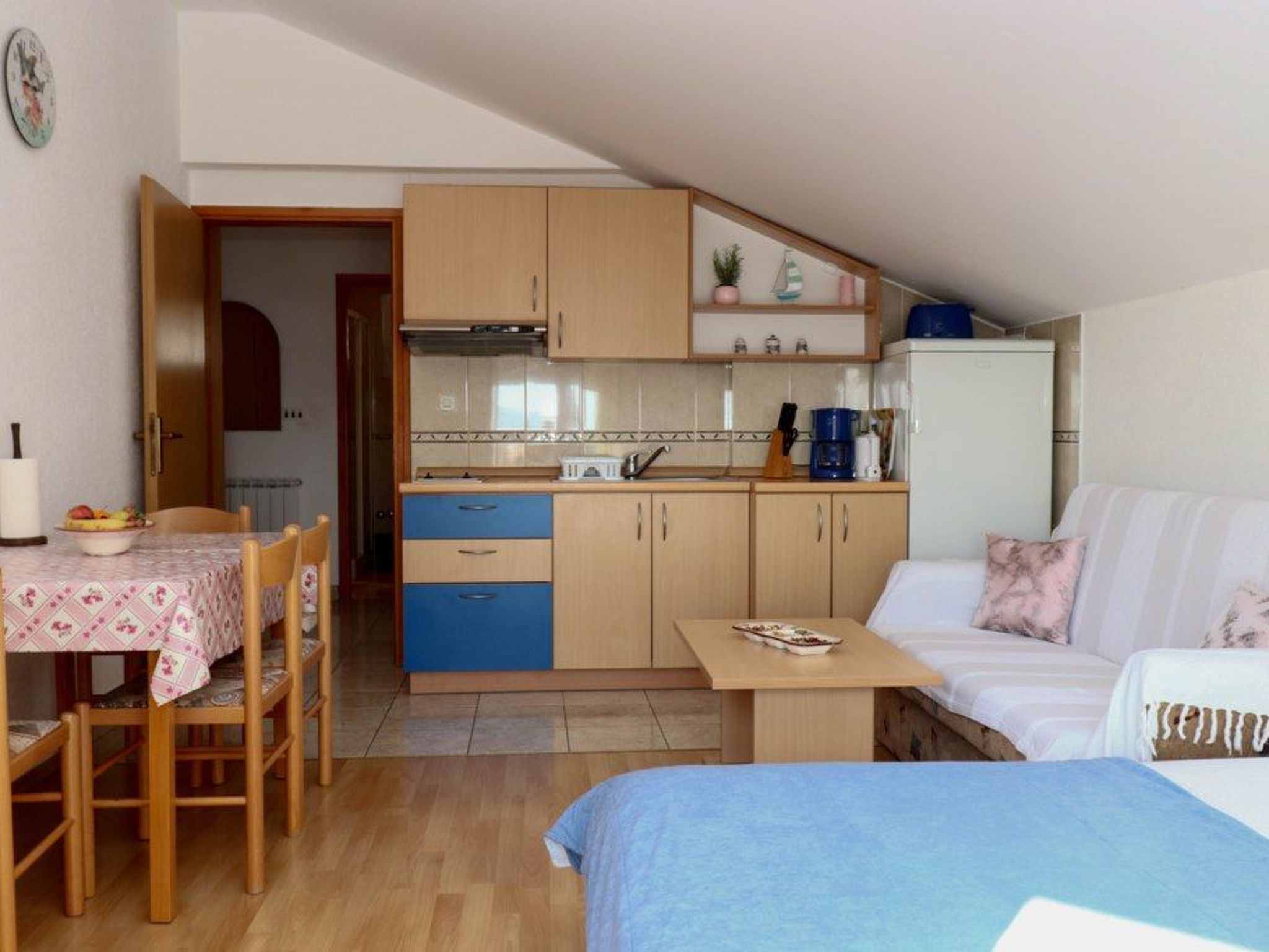 Apartment im zweiten Stock mit Blick aufs Meer