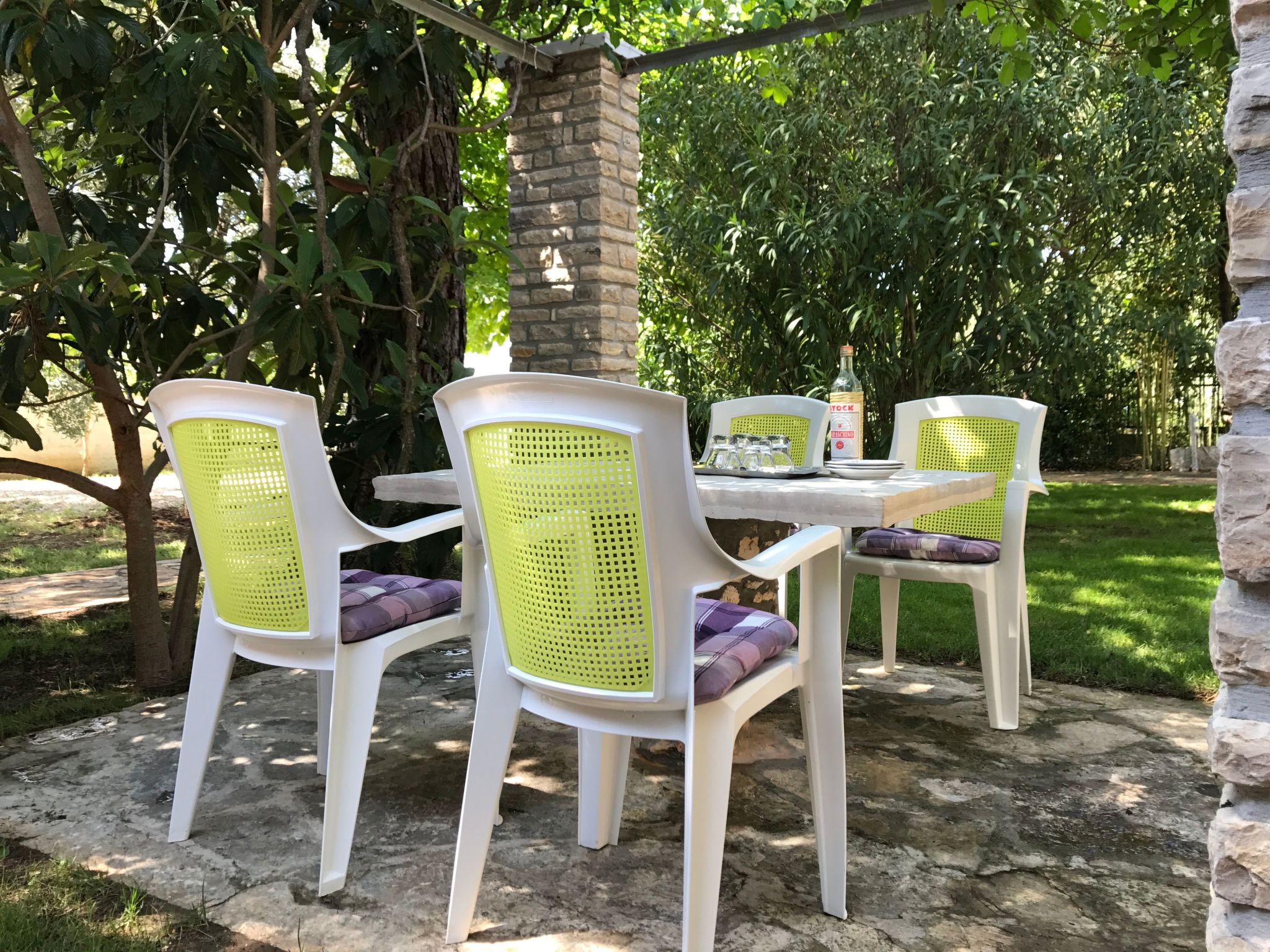 Strandnahes Haus Lolinka mit schattiger Terrasse-Image-tags.info