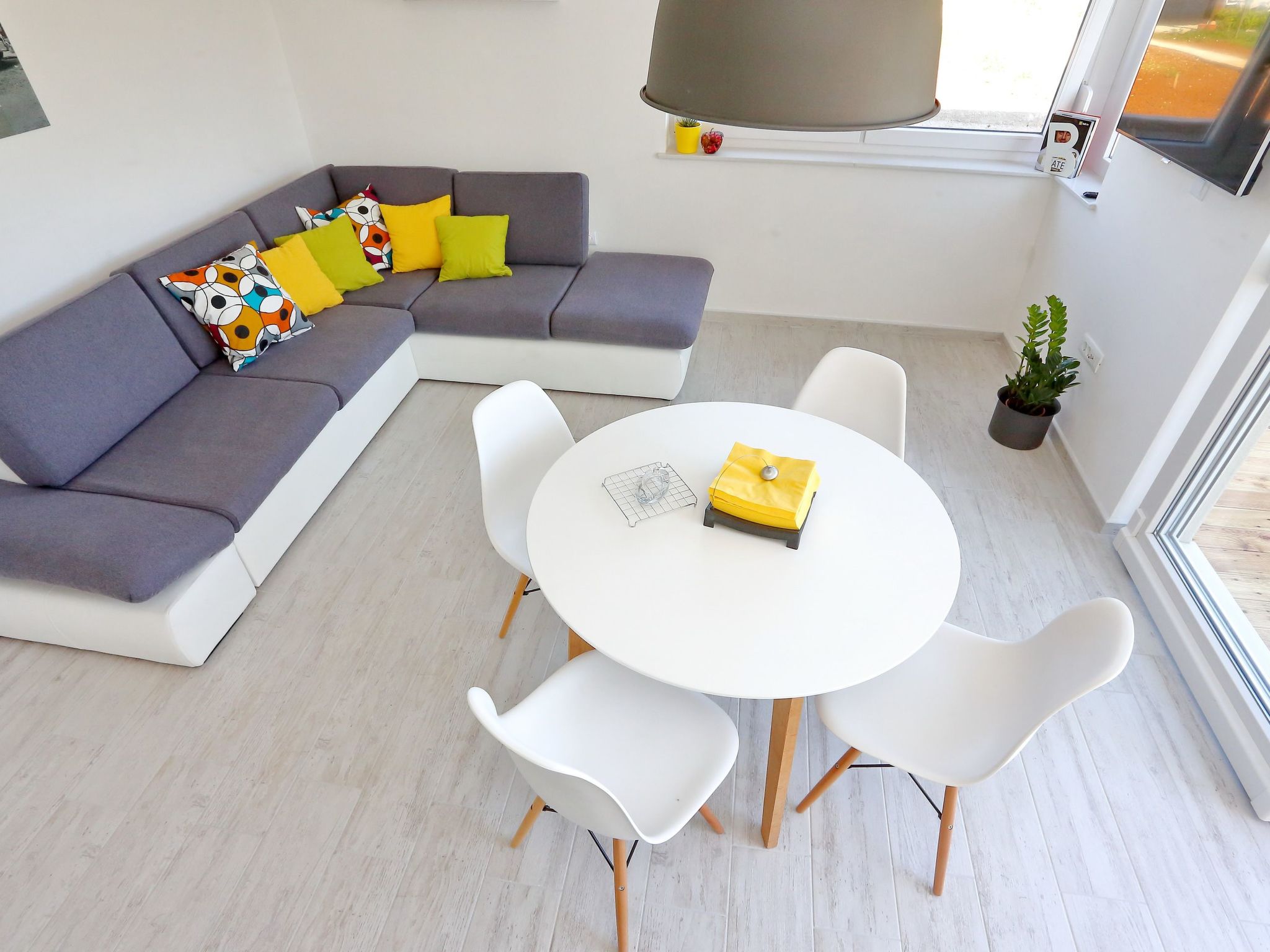 Große Wohnung in Bibinje mit Möblierter Terrasse-Inside