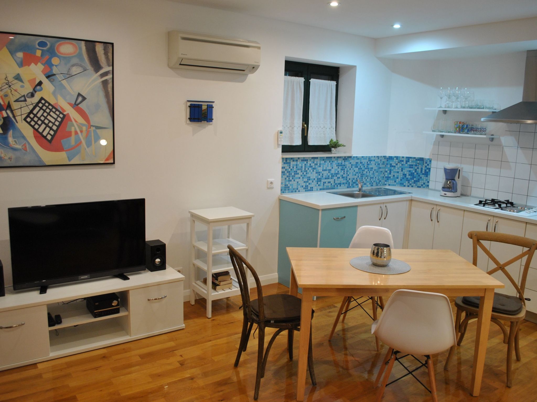 Apartment Cinthija mit Balkon direkt am Strand-Binnen