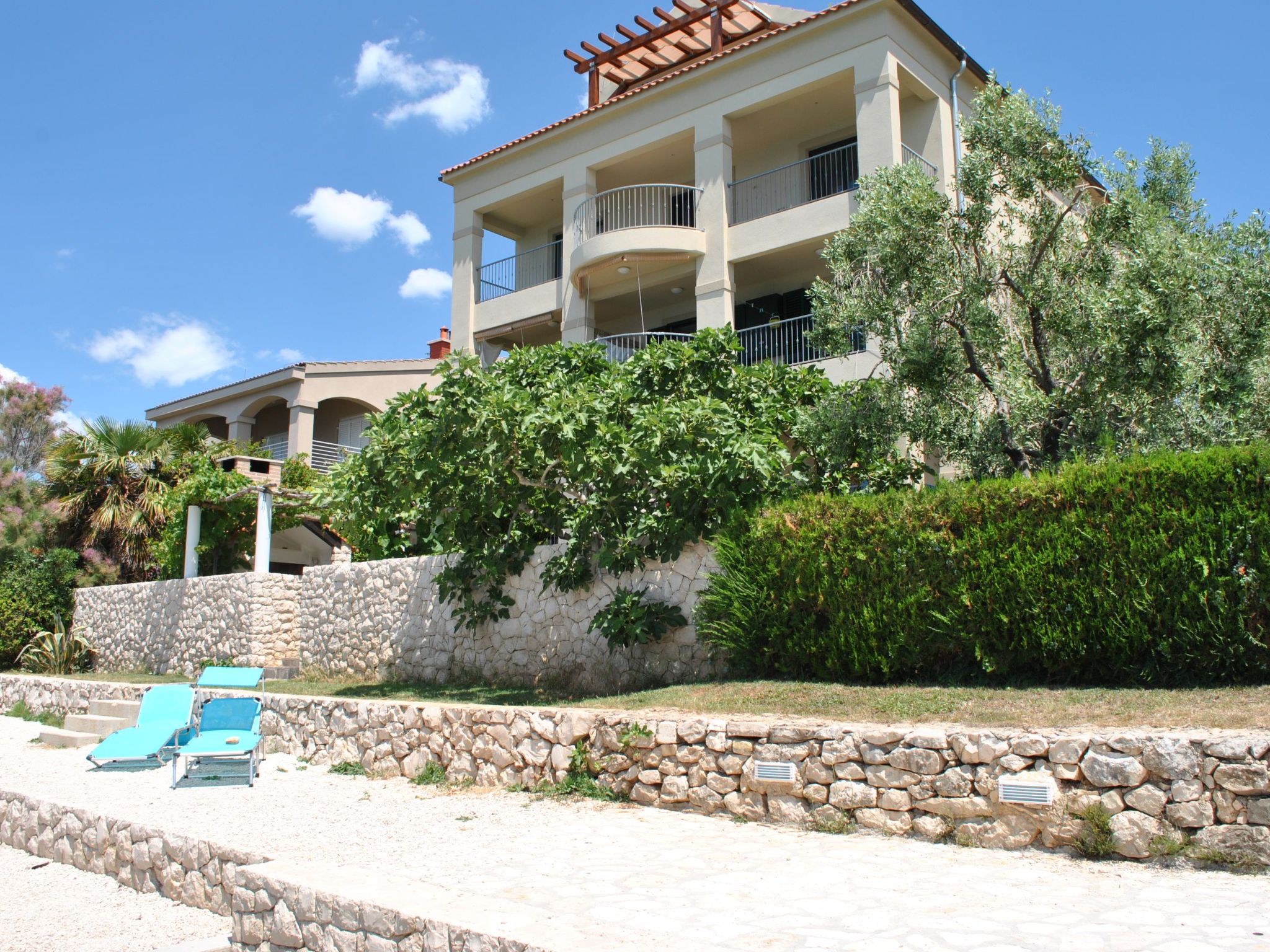 Apartment Cinthija mit Balkon direkt am Strand-Binnen