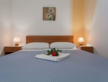 Vakantiehuis Emi: Direct aan Zee in Bibinje, voor 8 Personen - thumbnail 5