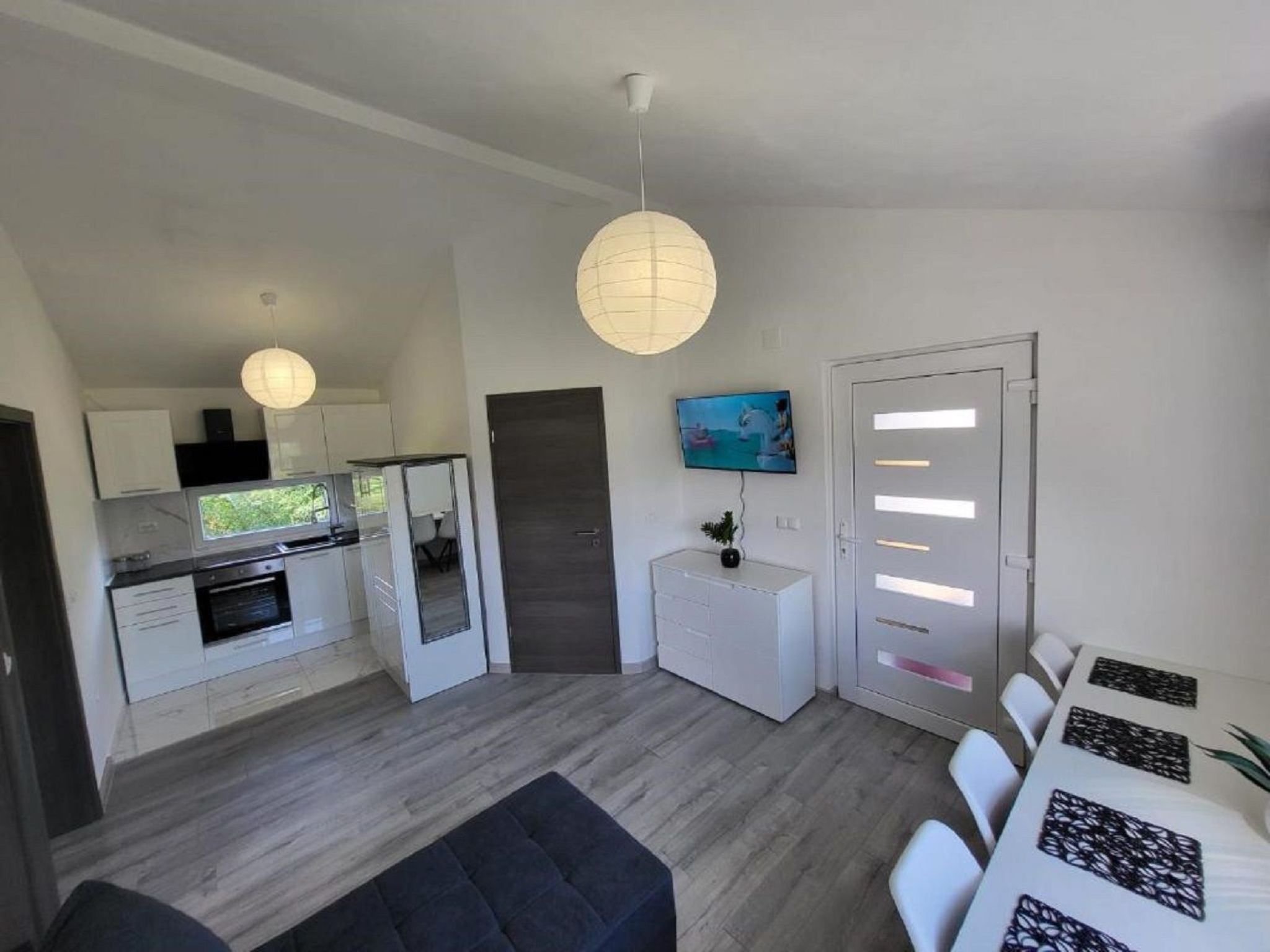 Lana Meer und Natur-Image-tags.info