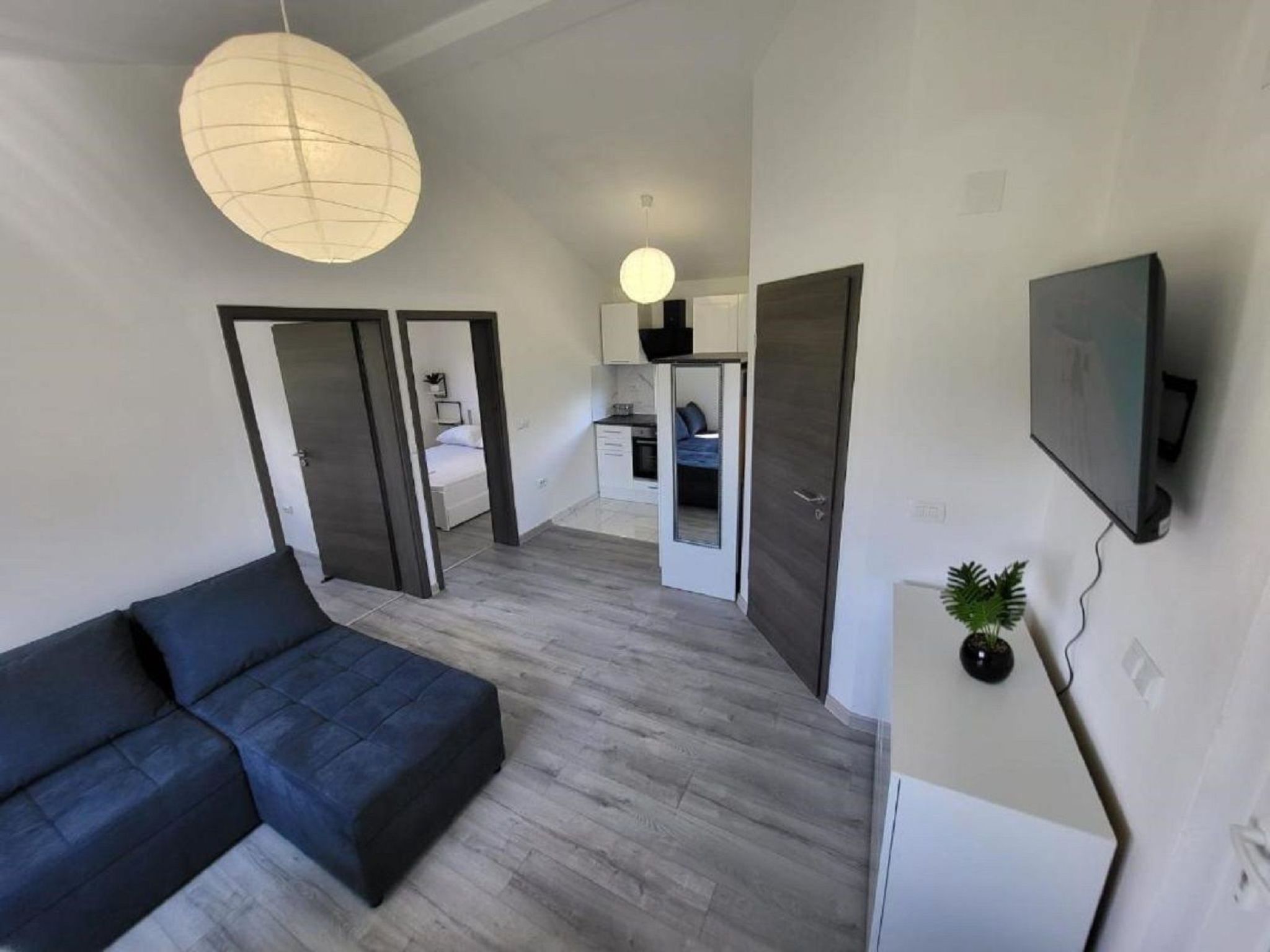 Lana Meer und Natur-Image-tags.info