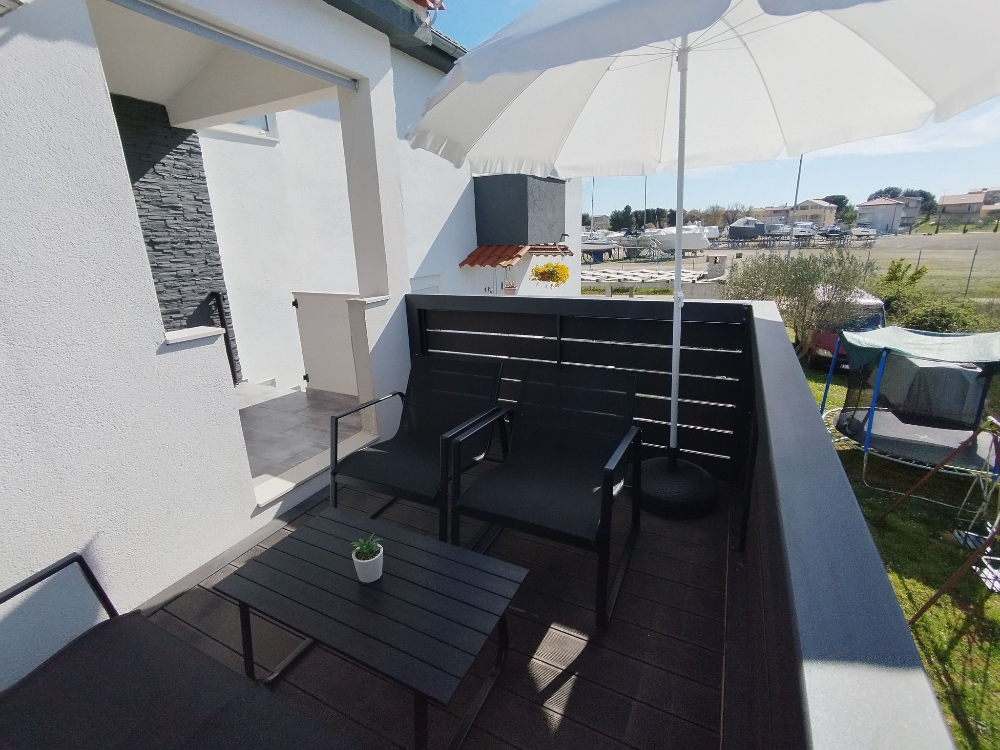 Photo of Lana Meer und Natur