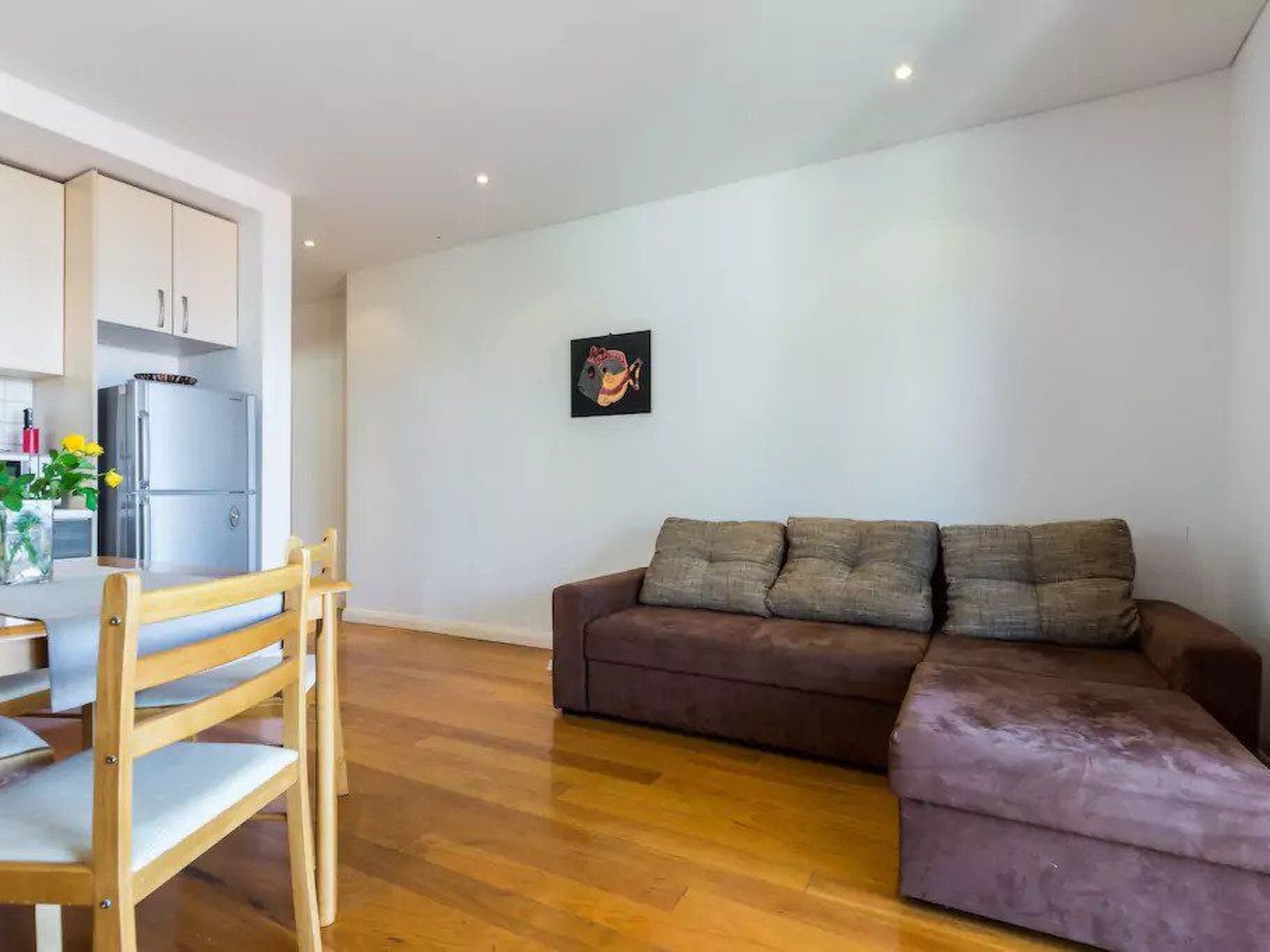 Wohnung mit Blick auf das Wasser-Image-tags.info