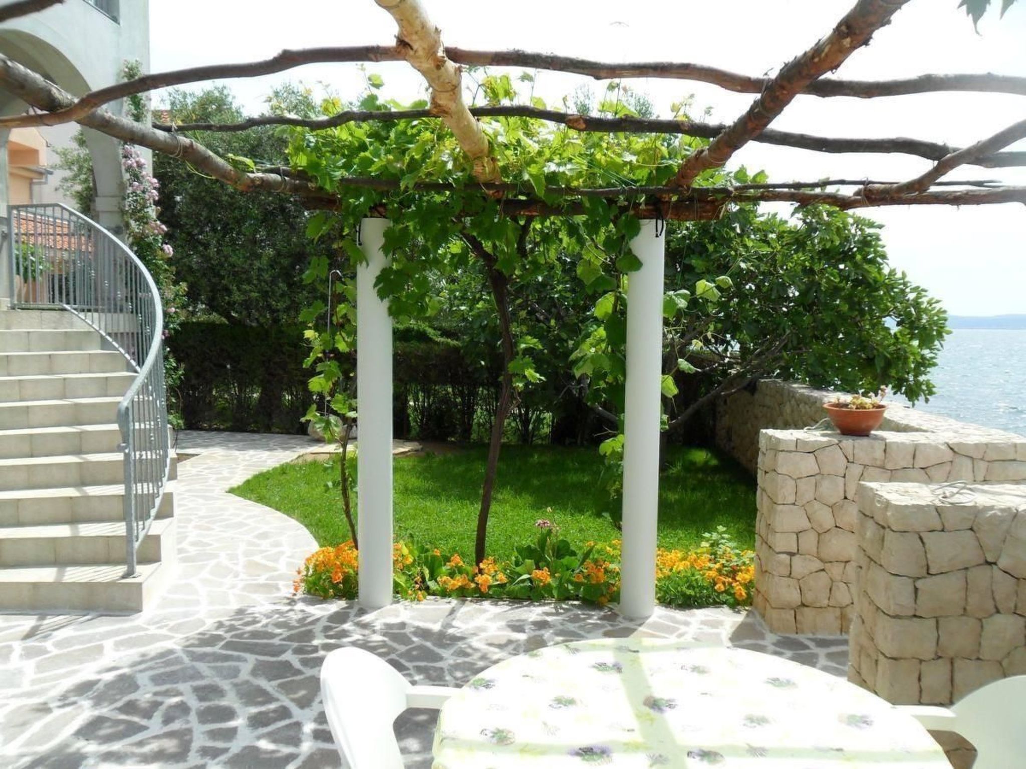 Photo of Studio-Apartment "Nives" mit Blick auf das Wasser