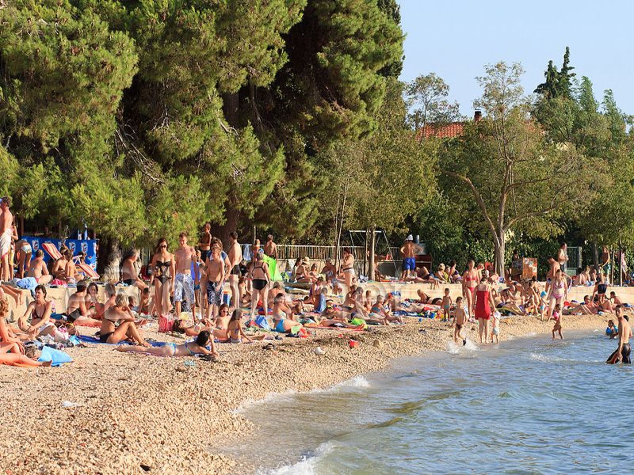Photo of Modernes Appartement mit Terrasse
