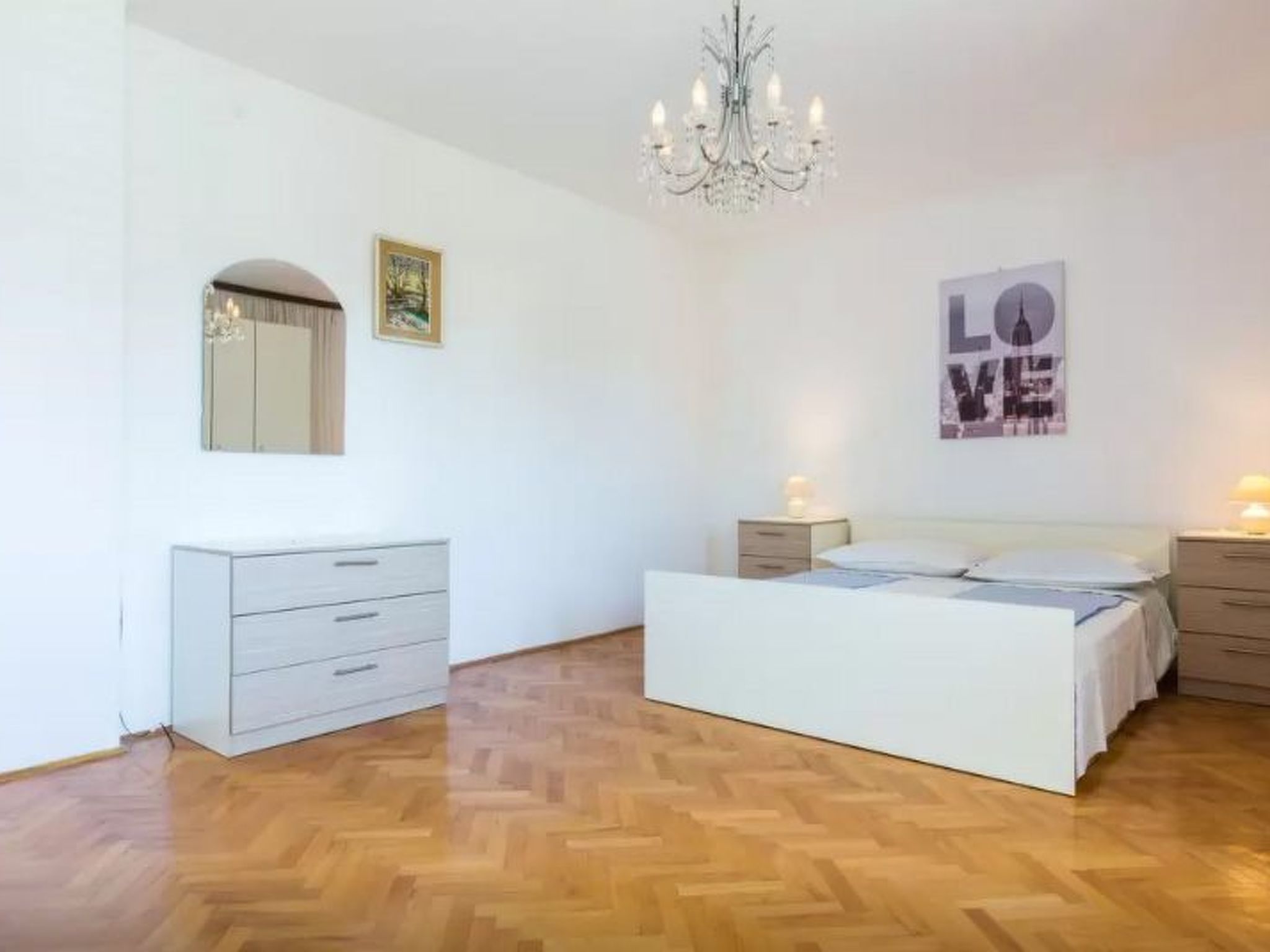 Photo of Sonnige Wohnung in Bibinje mit privatem Parkplatz