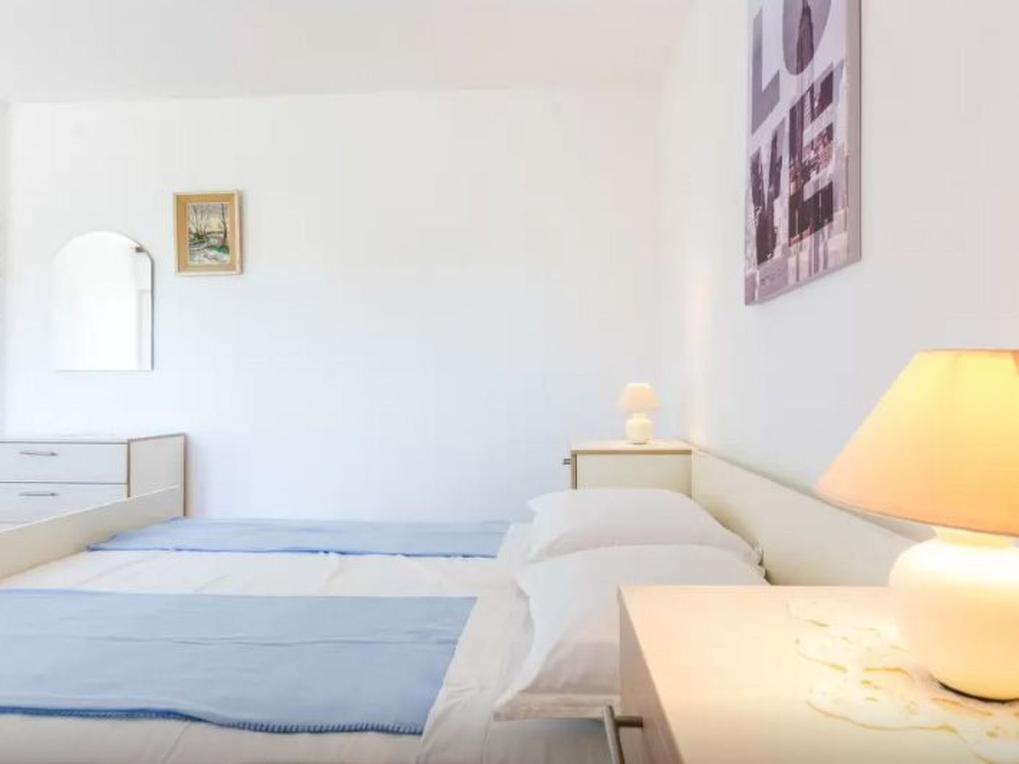 Photo of Sonnige Wohnung in Bibinje mit privatem Parkplatz