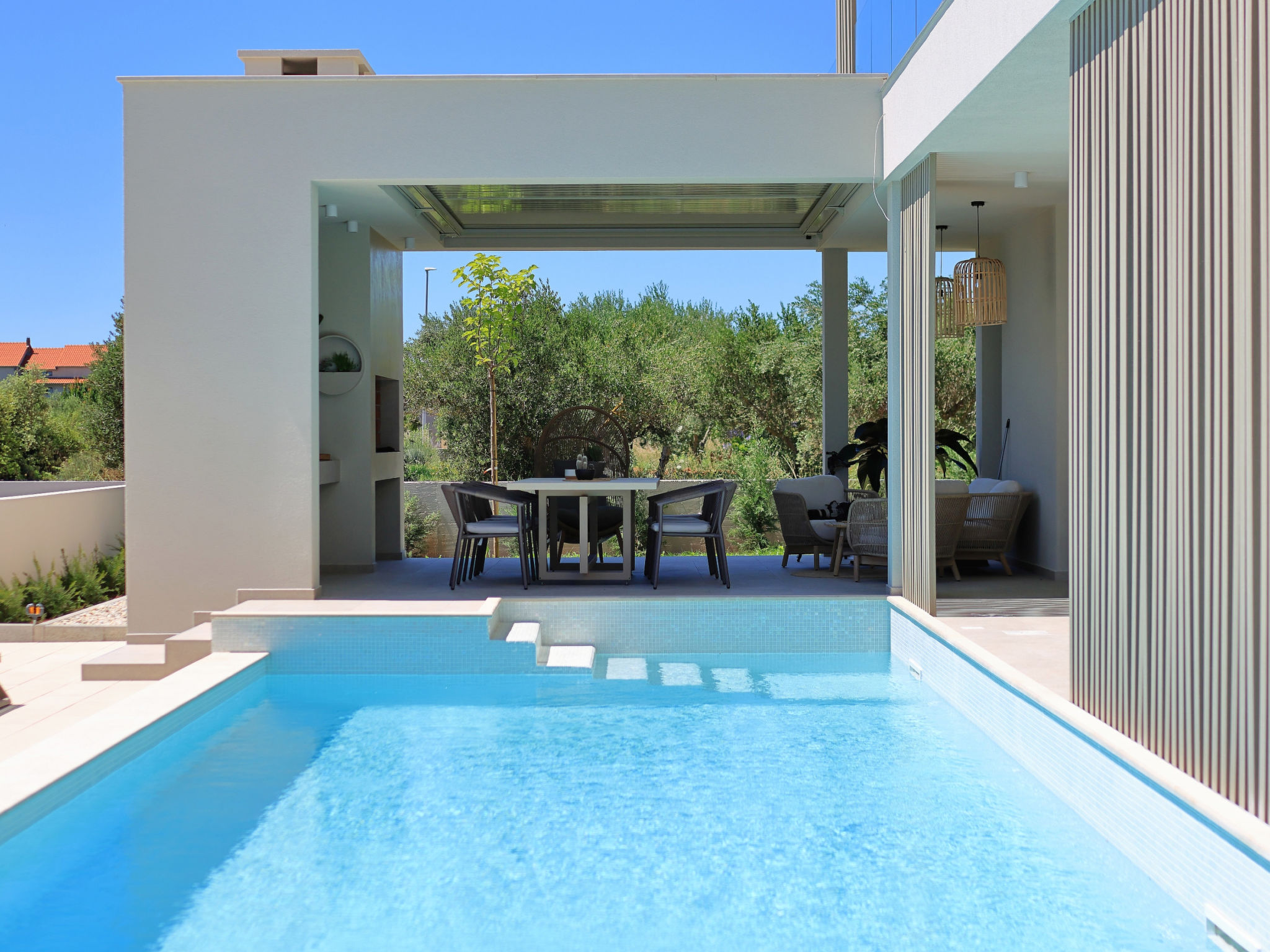 5* Luxury villa La Casa with heated pool and sauna - Buiten