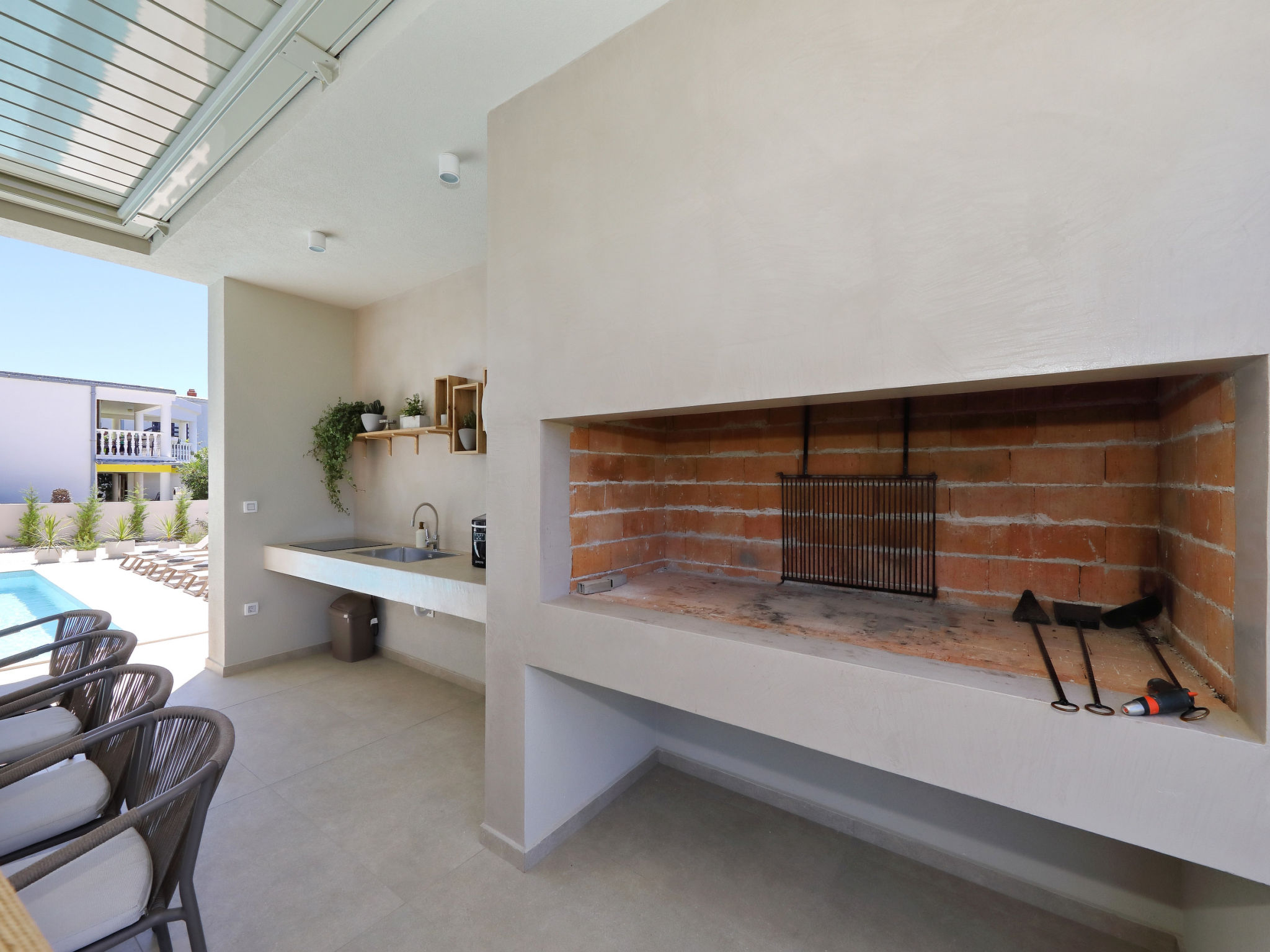 5* Luxury villa La Casa with heated pool and sauna - Buiten