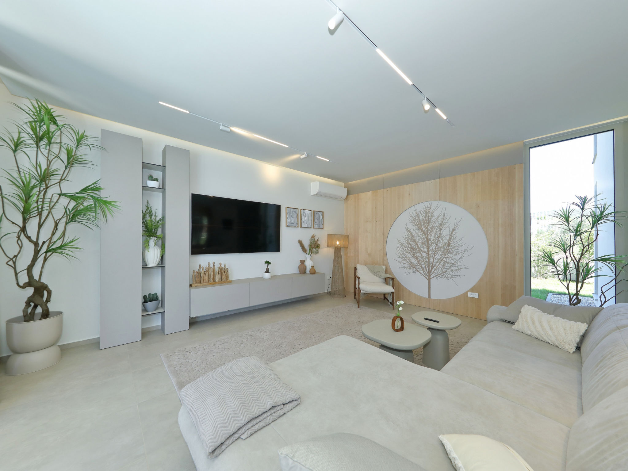 5* Luxury villa La Casa with heated pool and sauna - Binnen