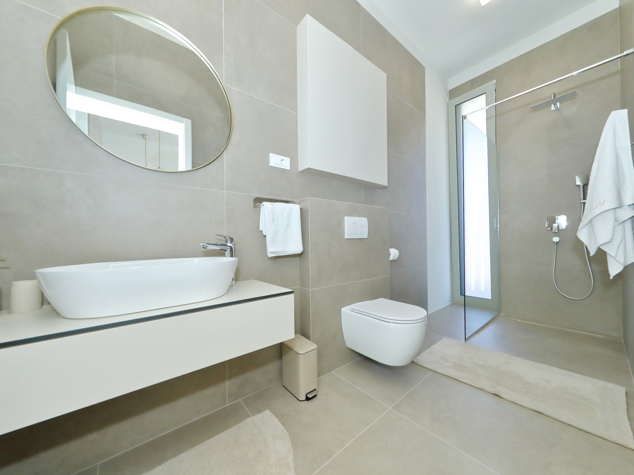 5* Luxury villa La Casa with heated pool and sauna - Binnen