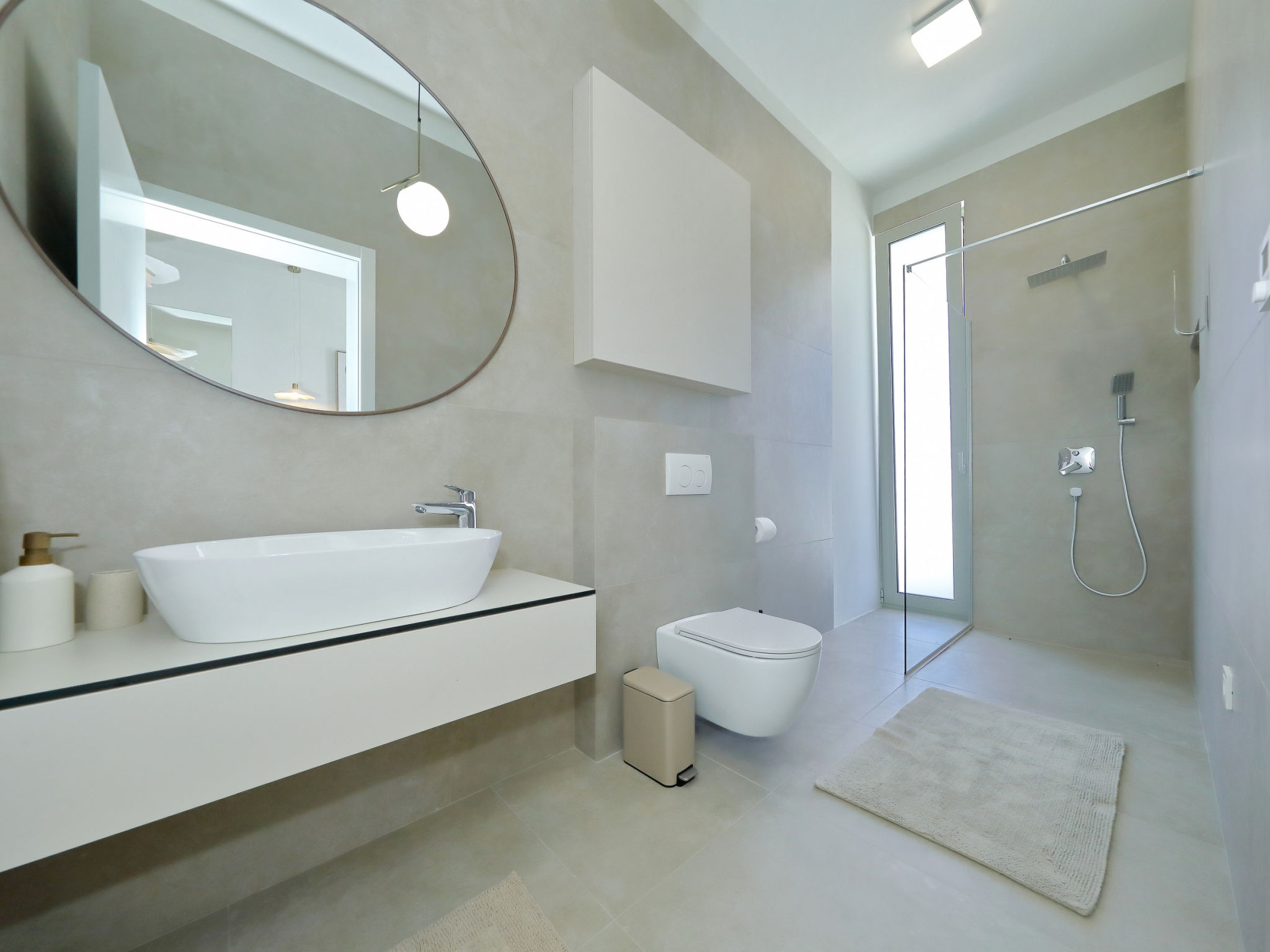 5* Luxury villa La Casa with heated pool and sauna - Binnen