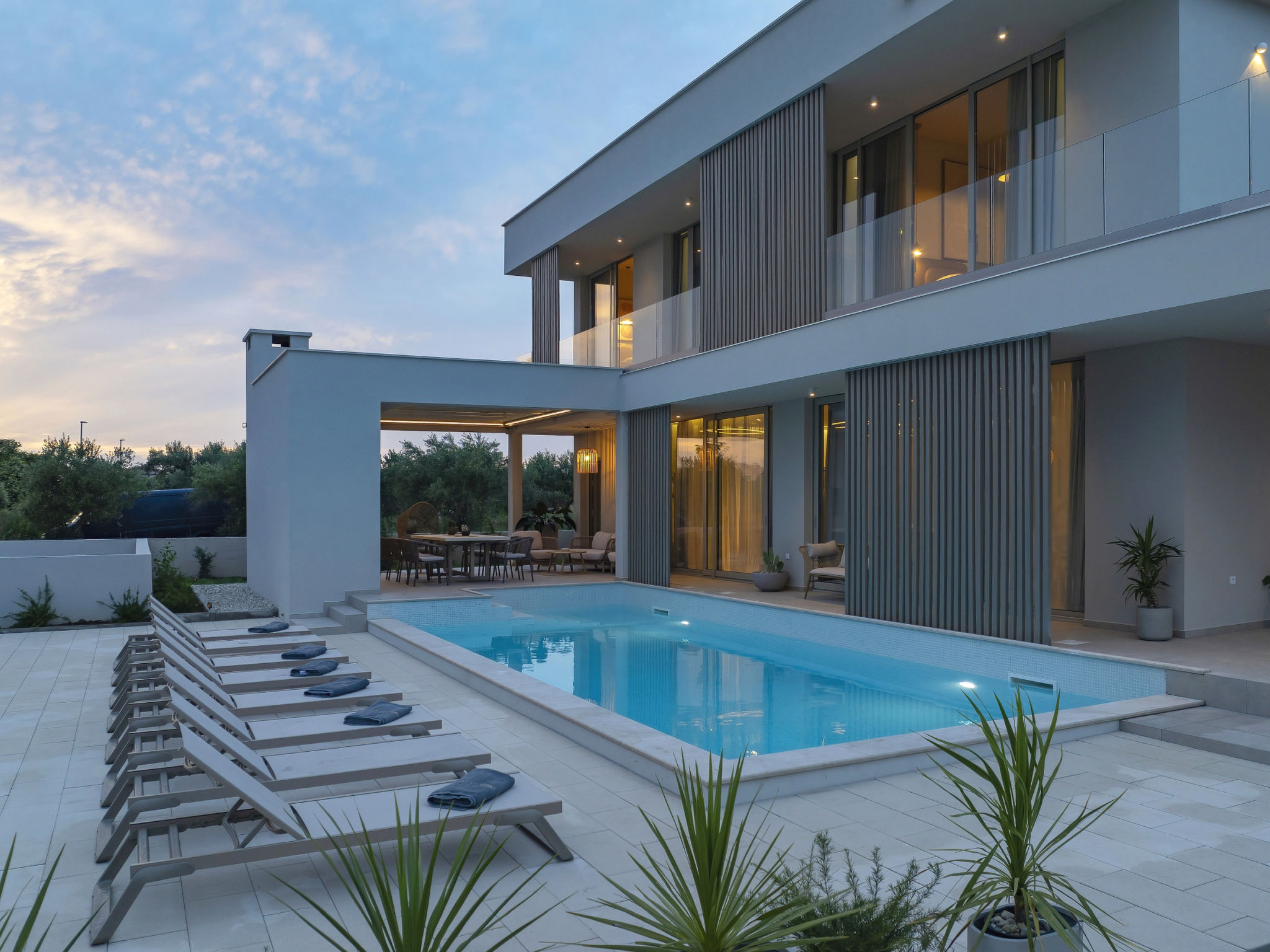 5* Luxury villa La Casa with heated pool and sauna - Buiten
