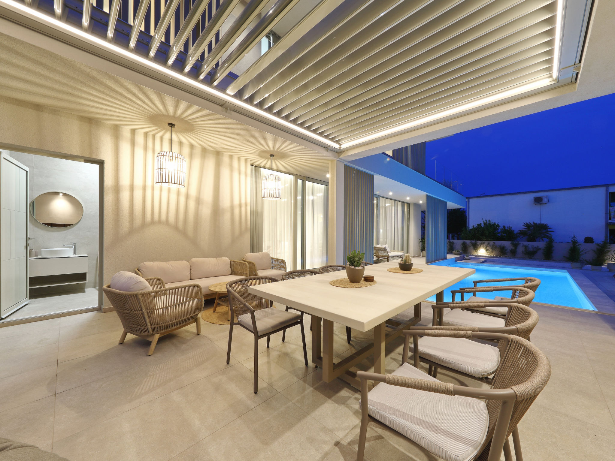 5* Luxury villa La Casa with heated pool and sauna - Buiten