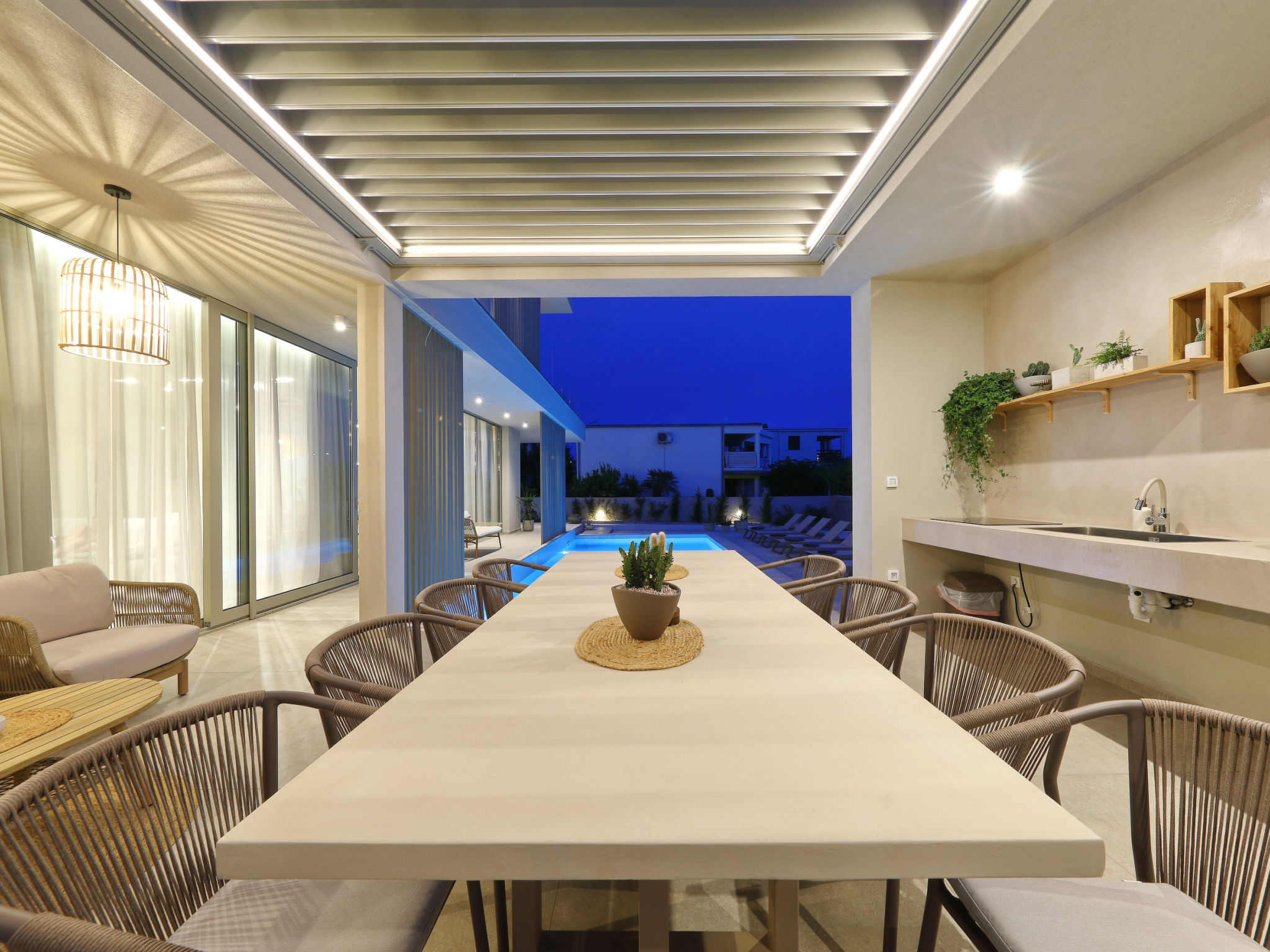 5* Luxury villa La Casa with heated pool and sauna - Buiten