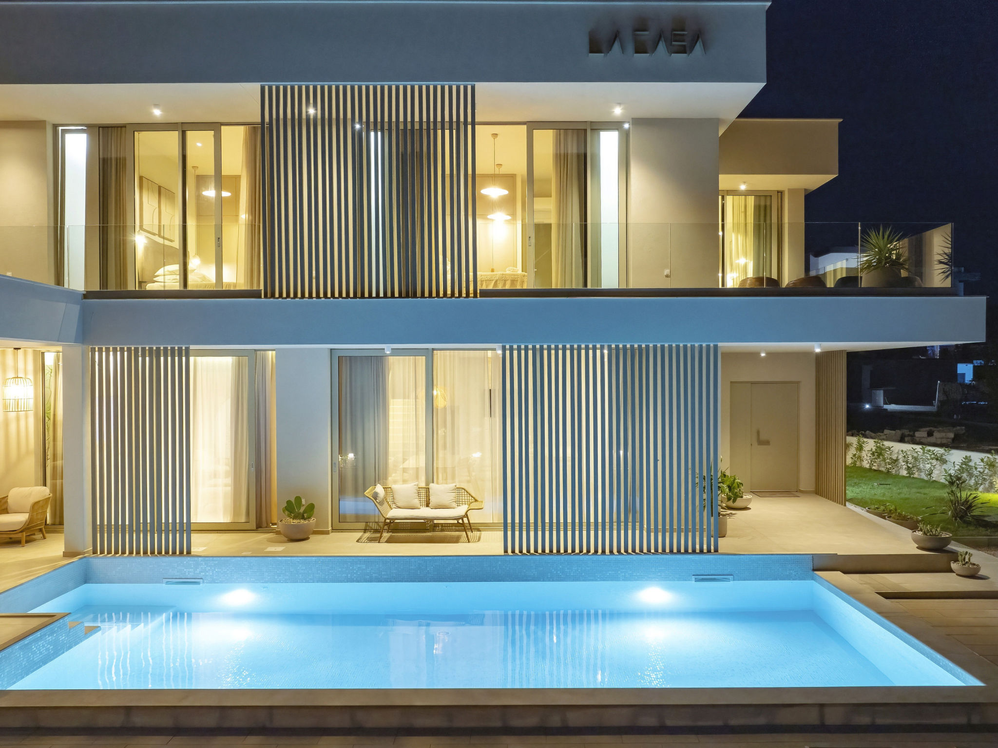 5* Luxury villa La Casa with heated pool and sauna - Buiten