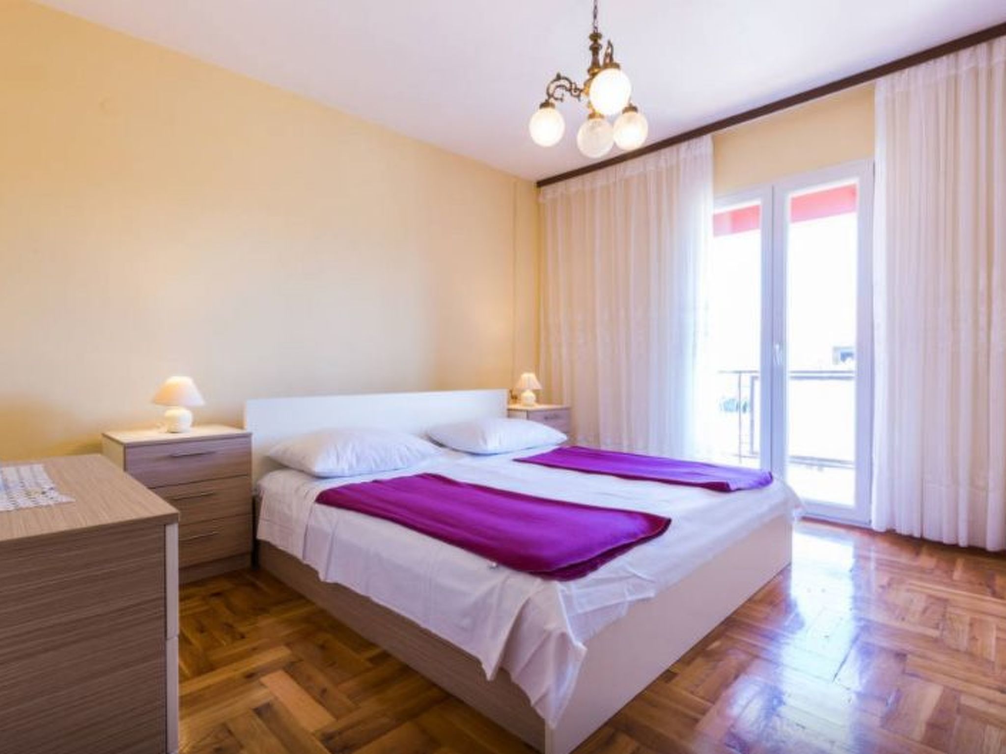 Photo of Sonnige Wohnung in Bibinje mit privatem Parkplatz