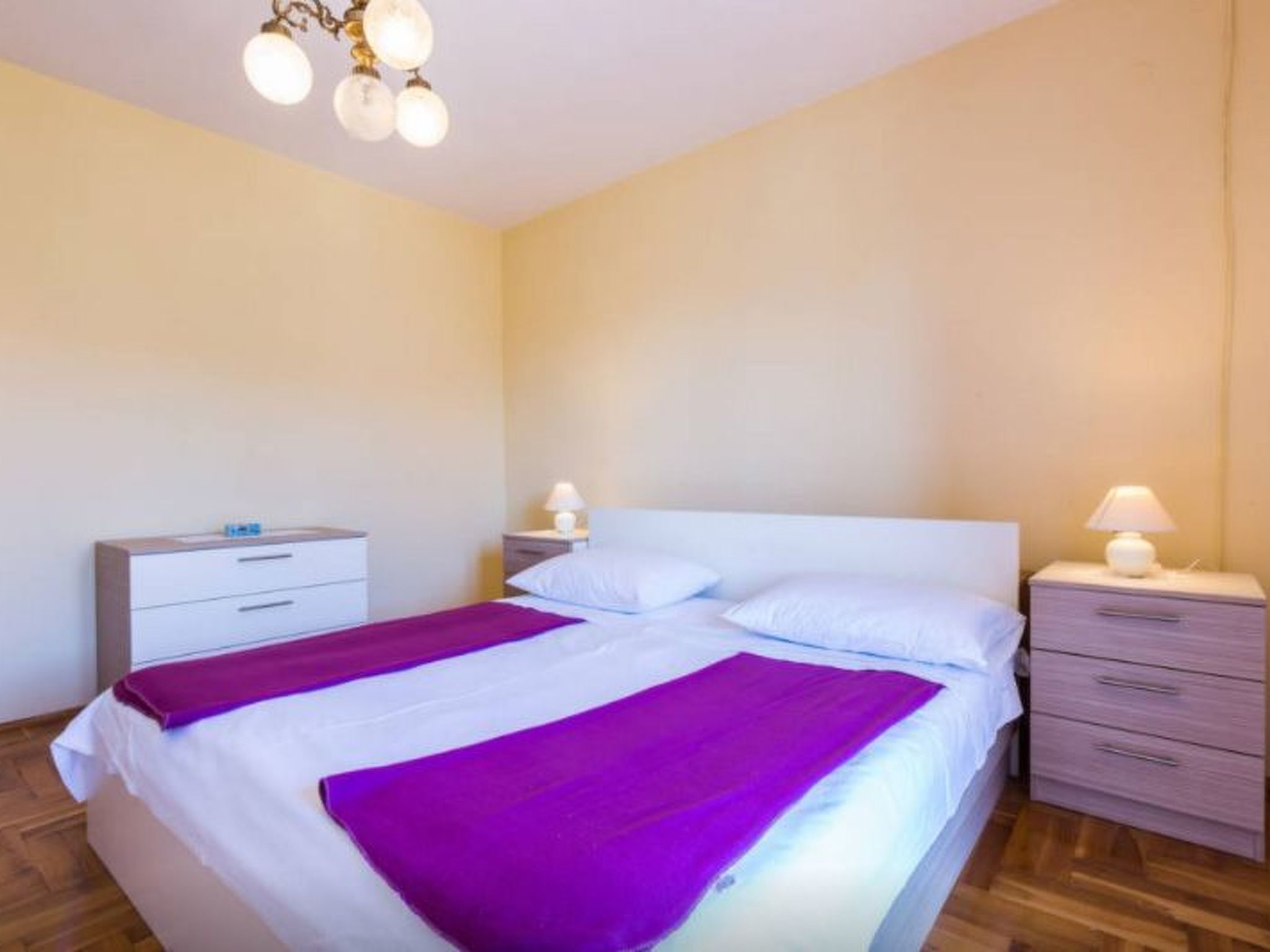 Photo of Sonnige Wohnung in Bibinje mit privatem Parkplatz