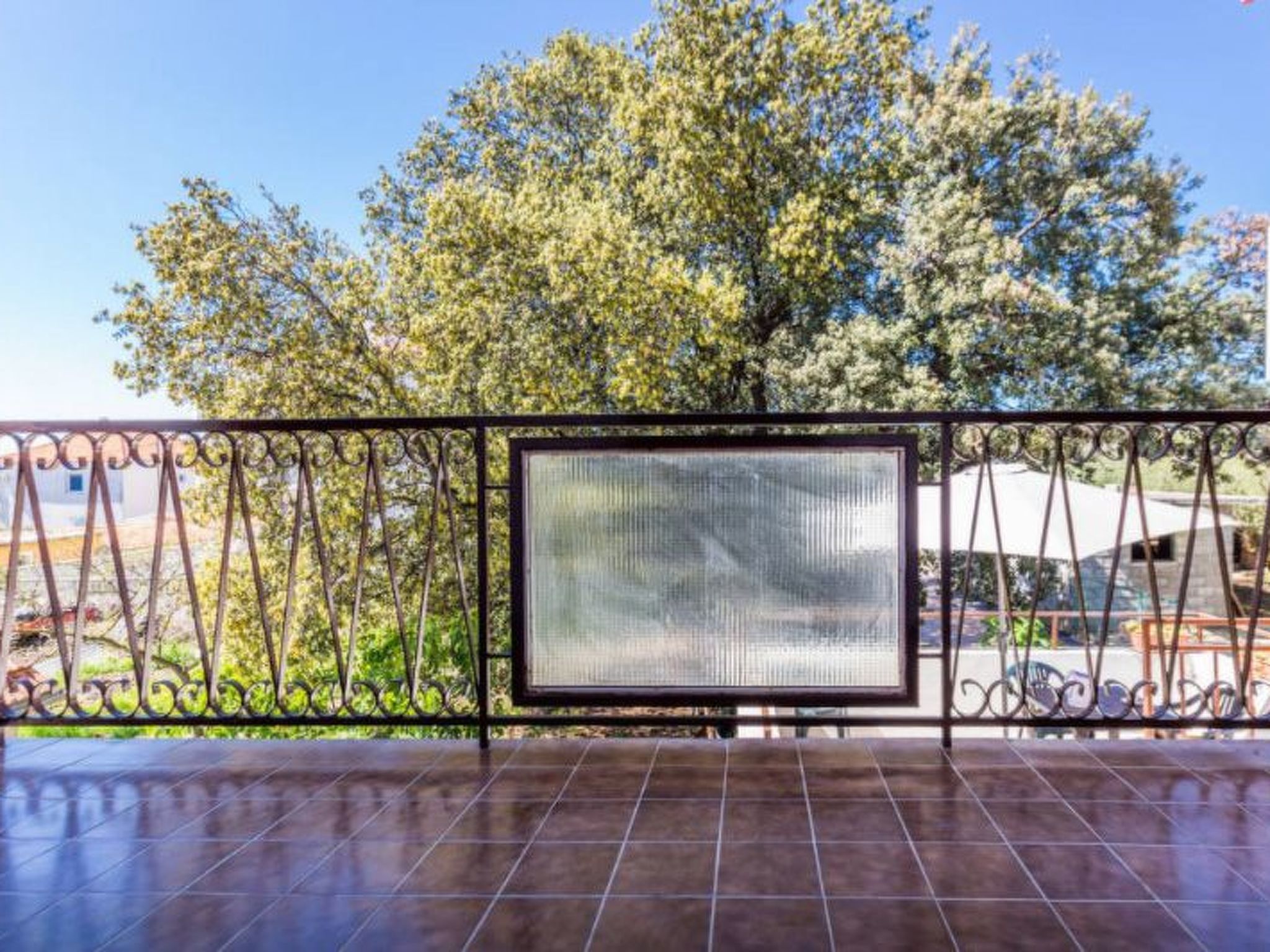 Photo of Sonnige Wohnung in Bibinje mit privatem Parkplatz