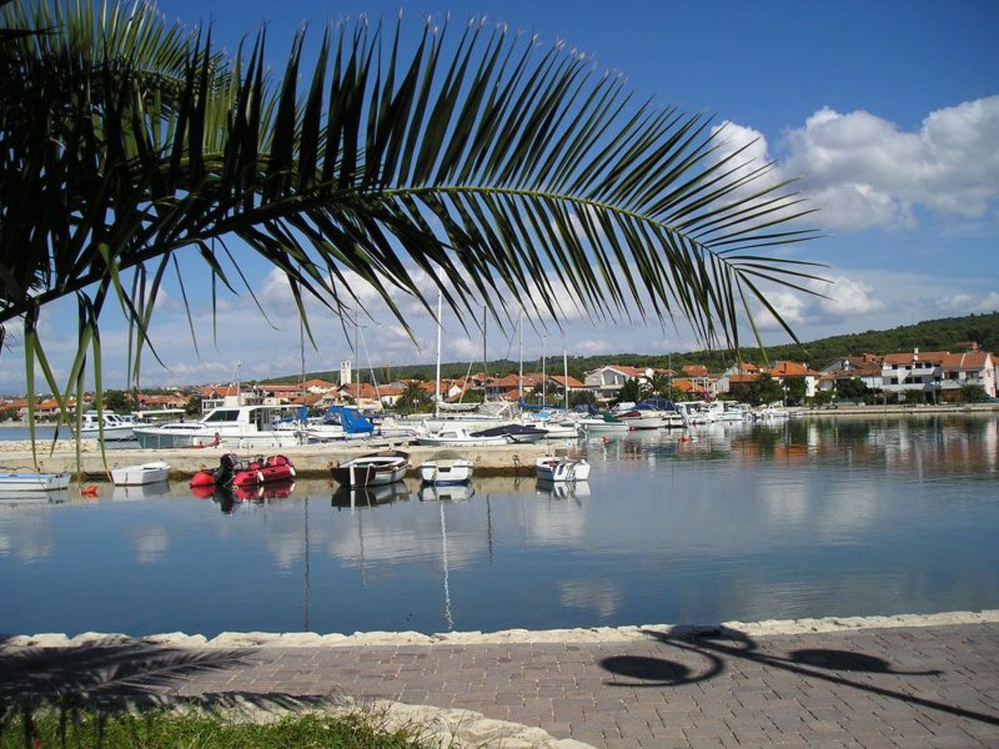 Photo of Sonnige Wohnung in Bibinje mit privatem Parkplatz