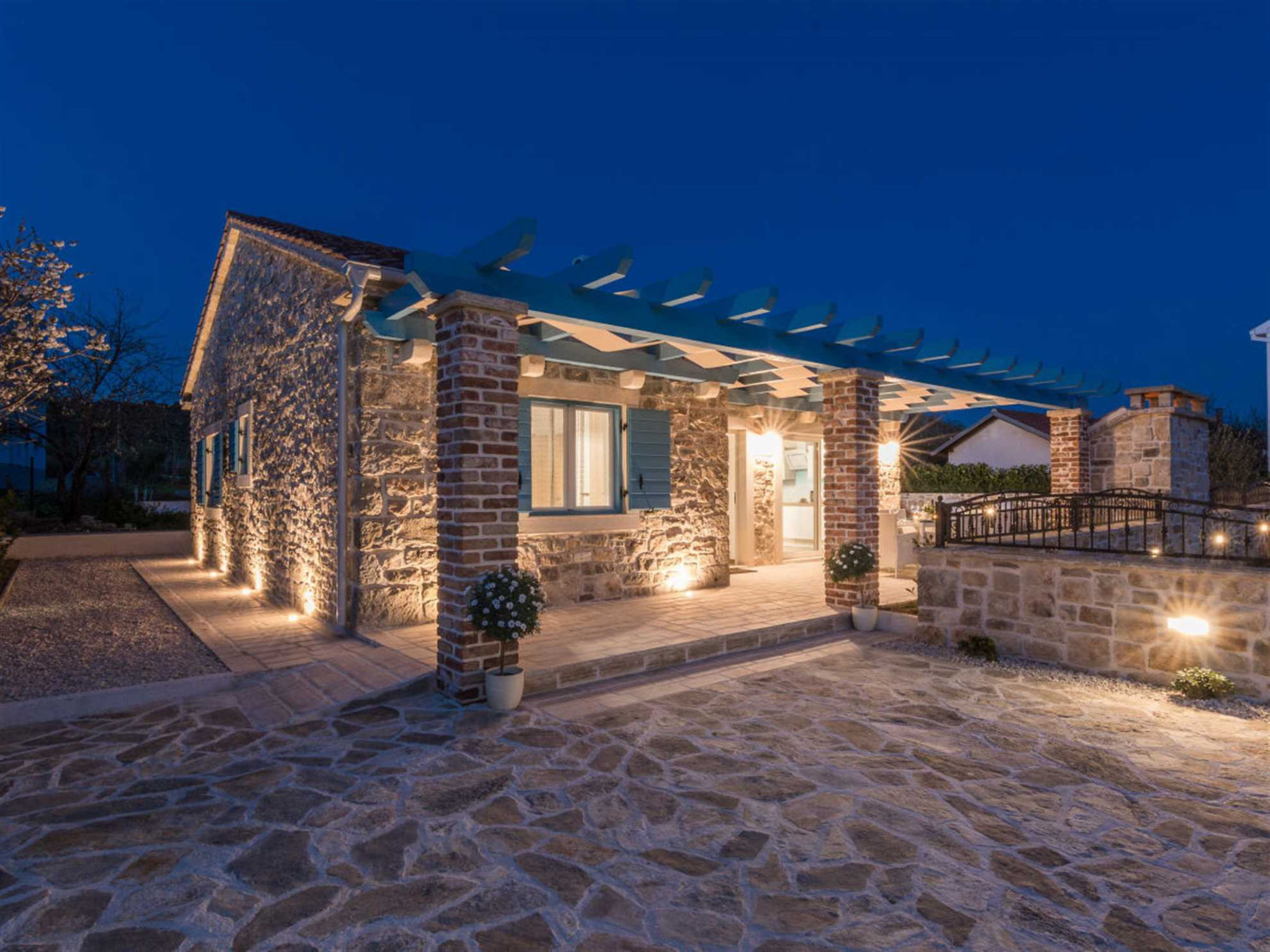 Photo of Stone Villa Gelosia Rustica with heated pool