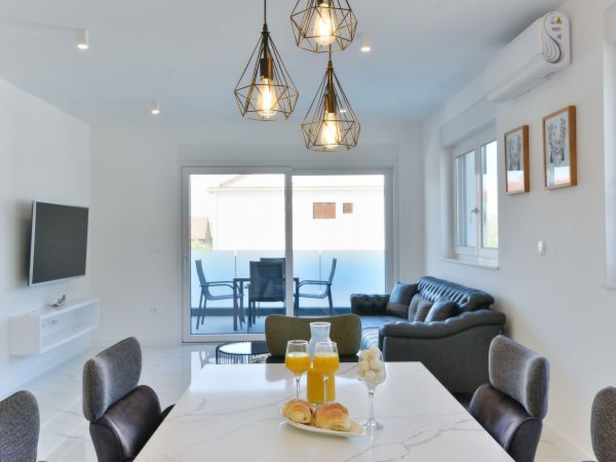 Photo of Villa Div with heated pool Apartment No.1