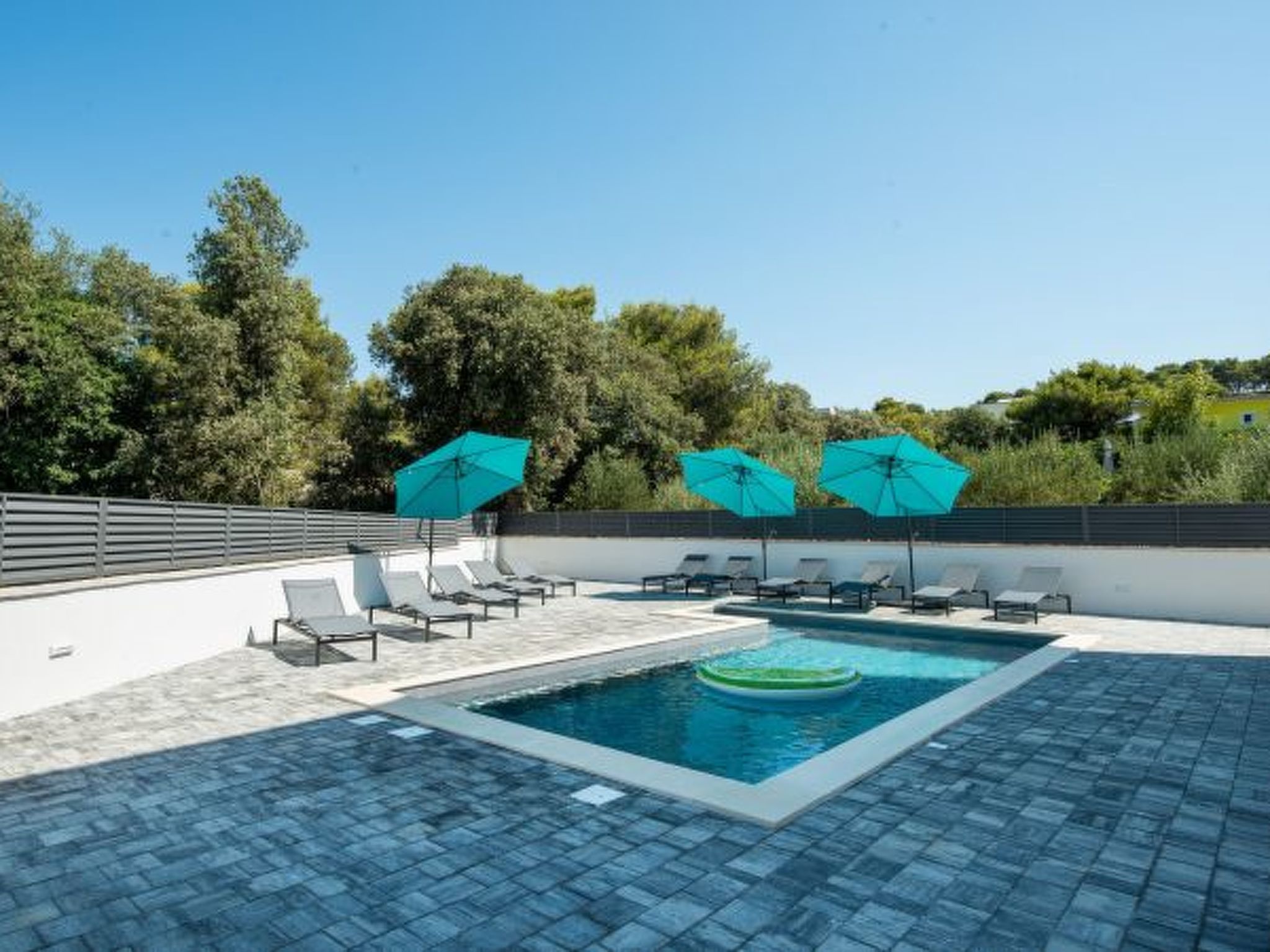 Photo of Villa Div with heated pool Apartment No.1