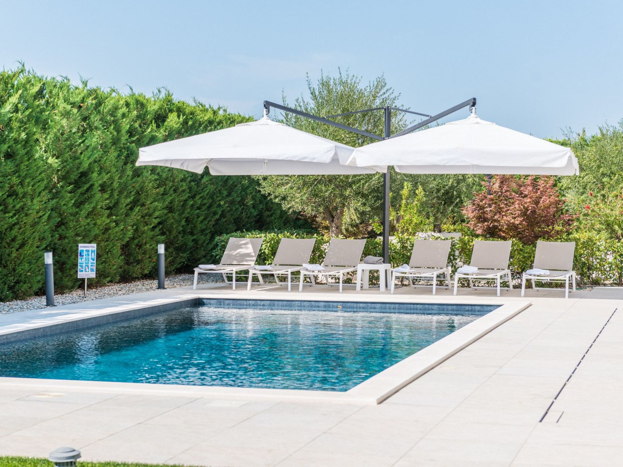 Haus für 9 Personen und 1 Kind in Gornje Rastane-Binnen