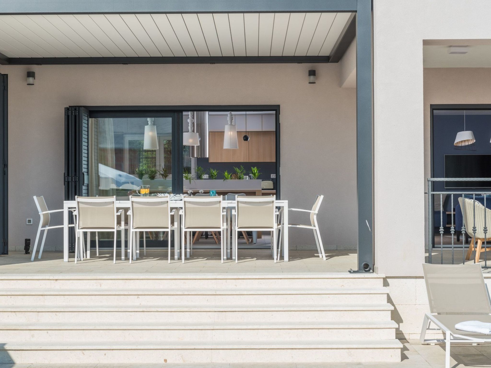 Haus für 9 Personen und 1 Kind in Gornje Rastane-Binnen