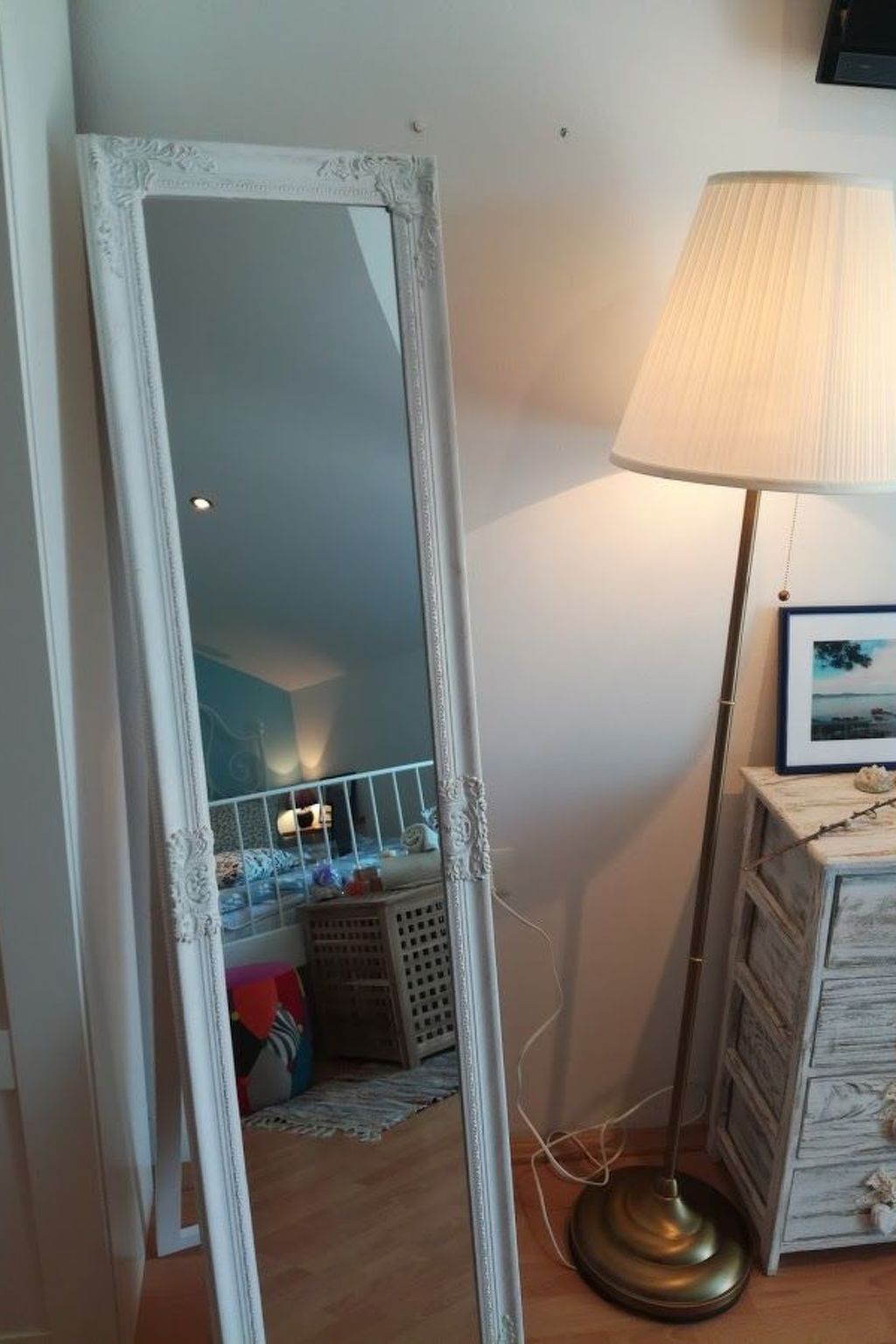 Studio-Apartment mit Balkon und Meerblick-Image-tags.info