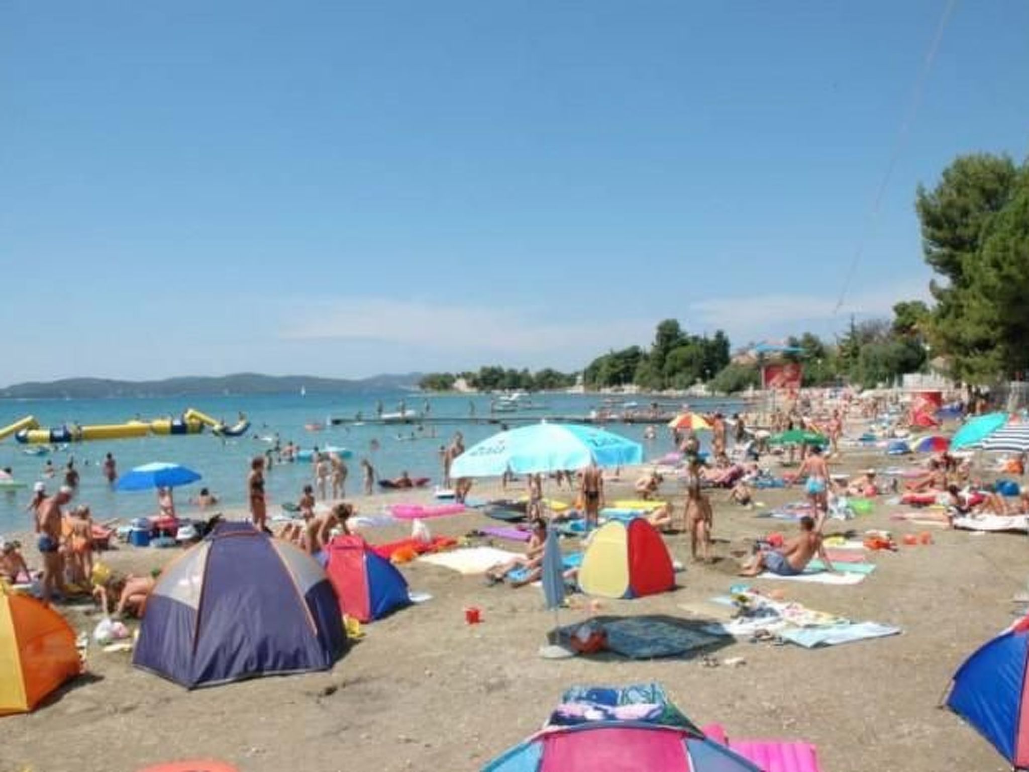 Studio-Apartment mit Balkon und Meerblick-Image-tags.info