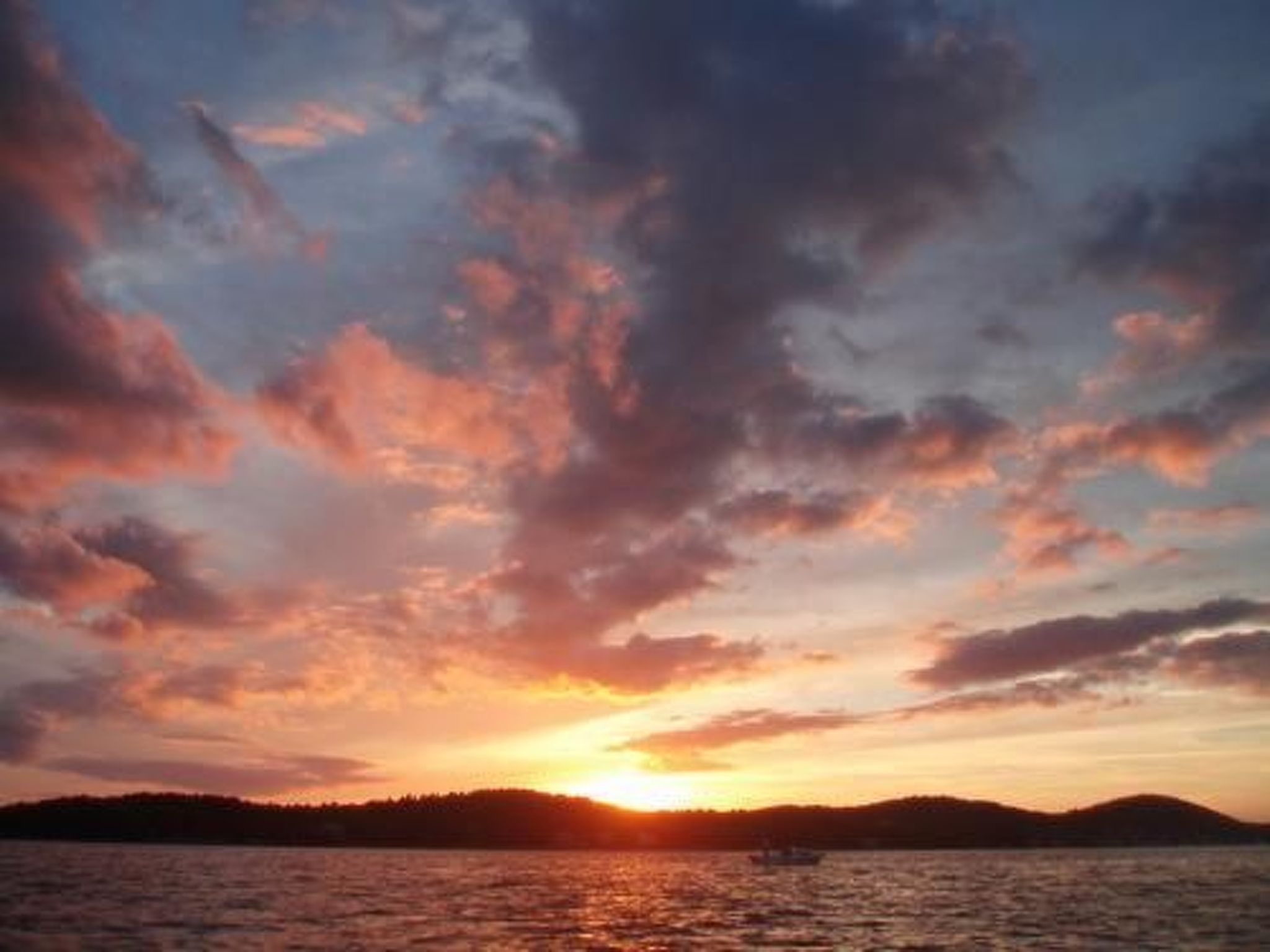 Studio-Apartment mit Balkon und Meerblick-Image-tags.info