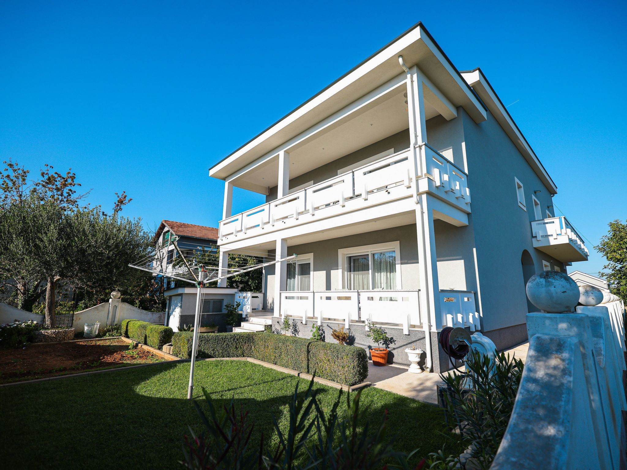 Apartment Sukosan-Inside