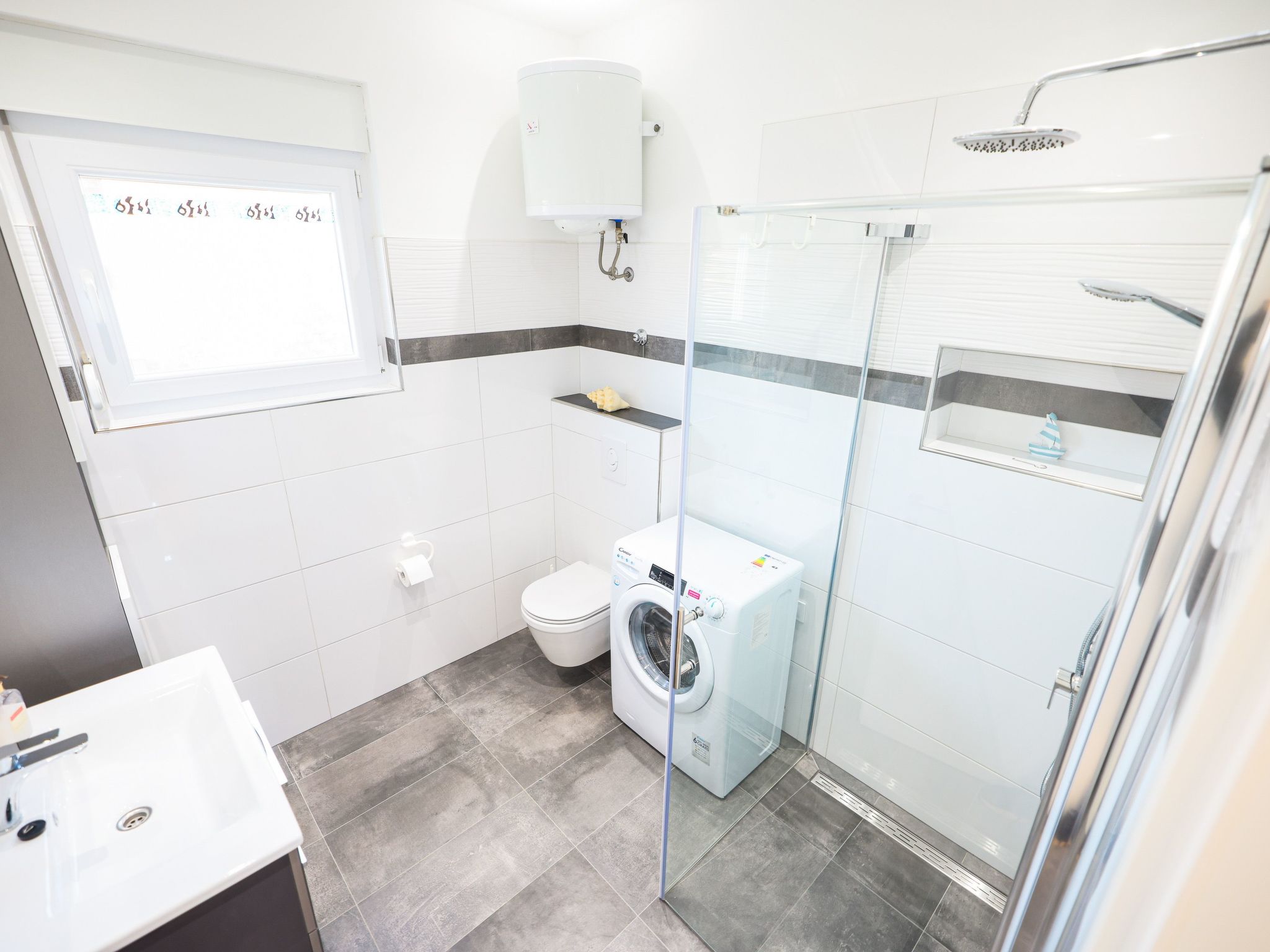 Apartment Sukosan-Inside