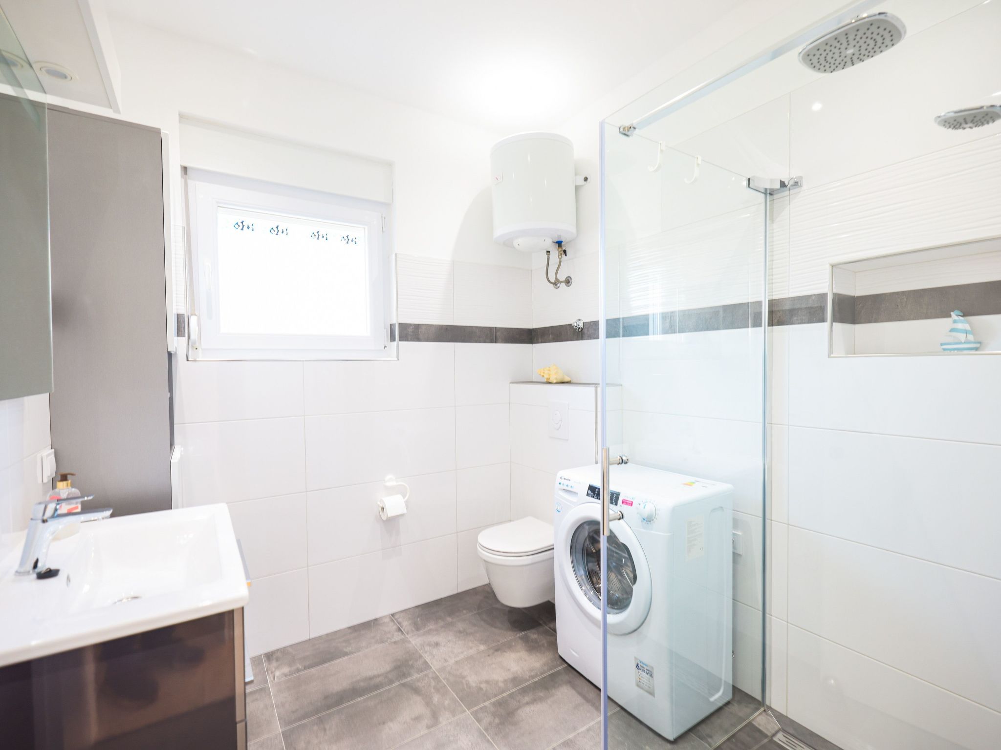 Apartment Sukosan-Inside