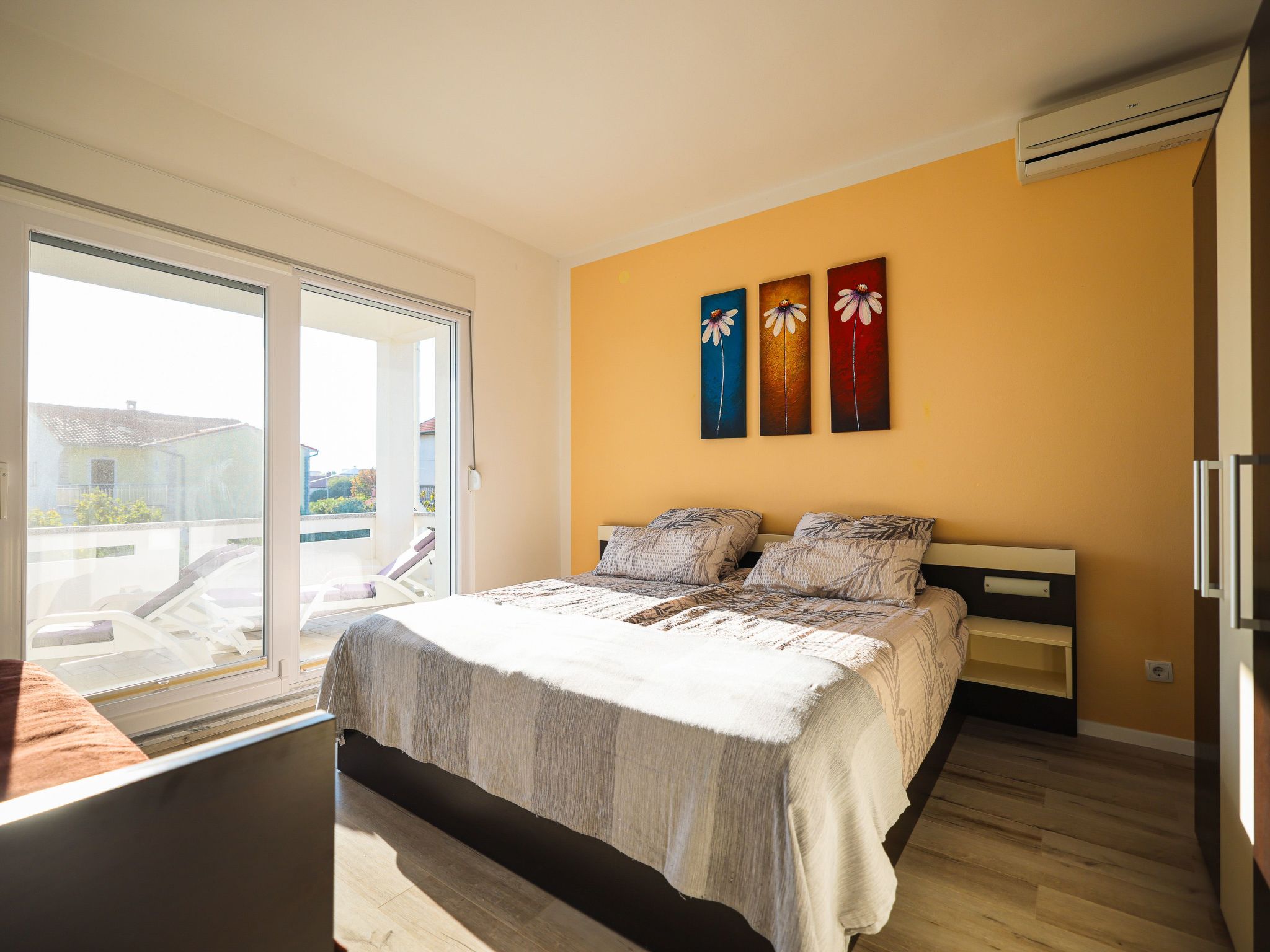 Apartment Sukosan-Inside