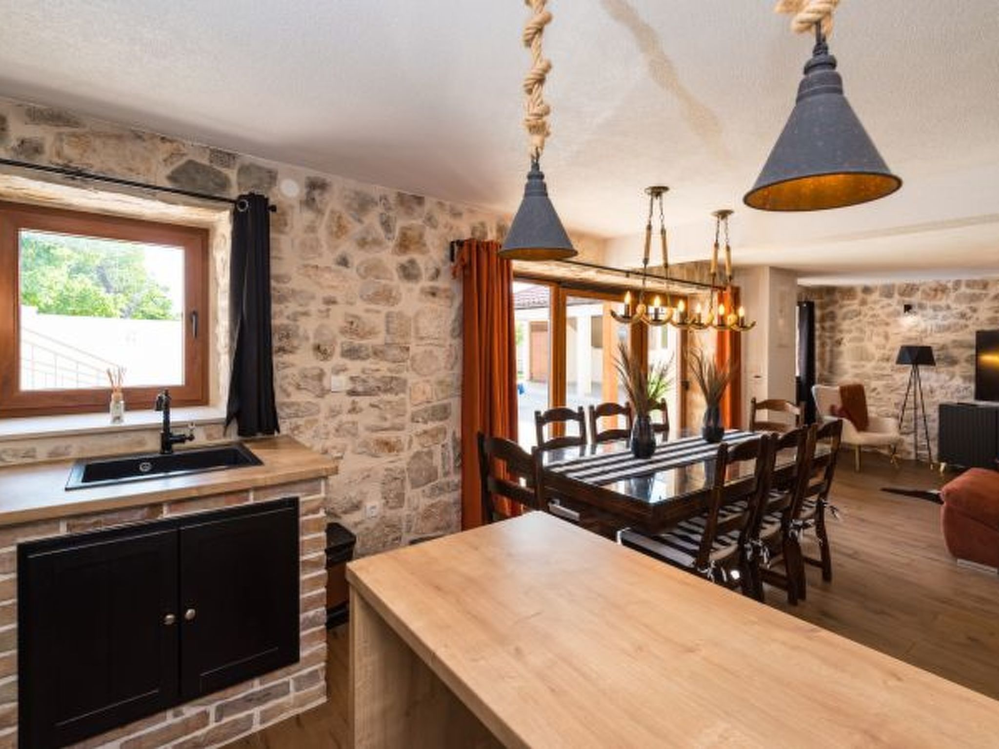 Villa Miandri with heated pool