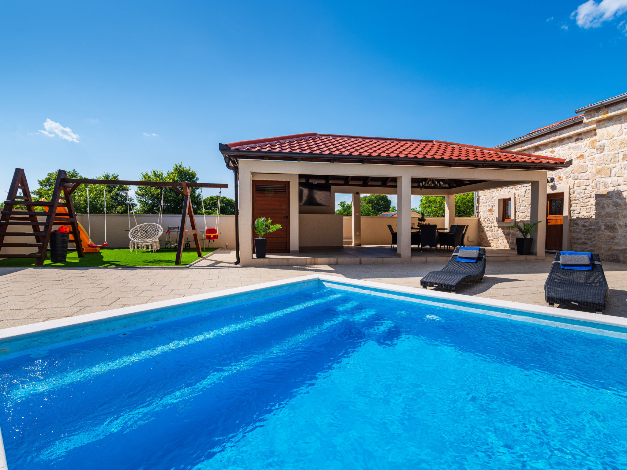 Villa Miandri with heated pool