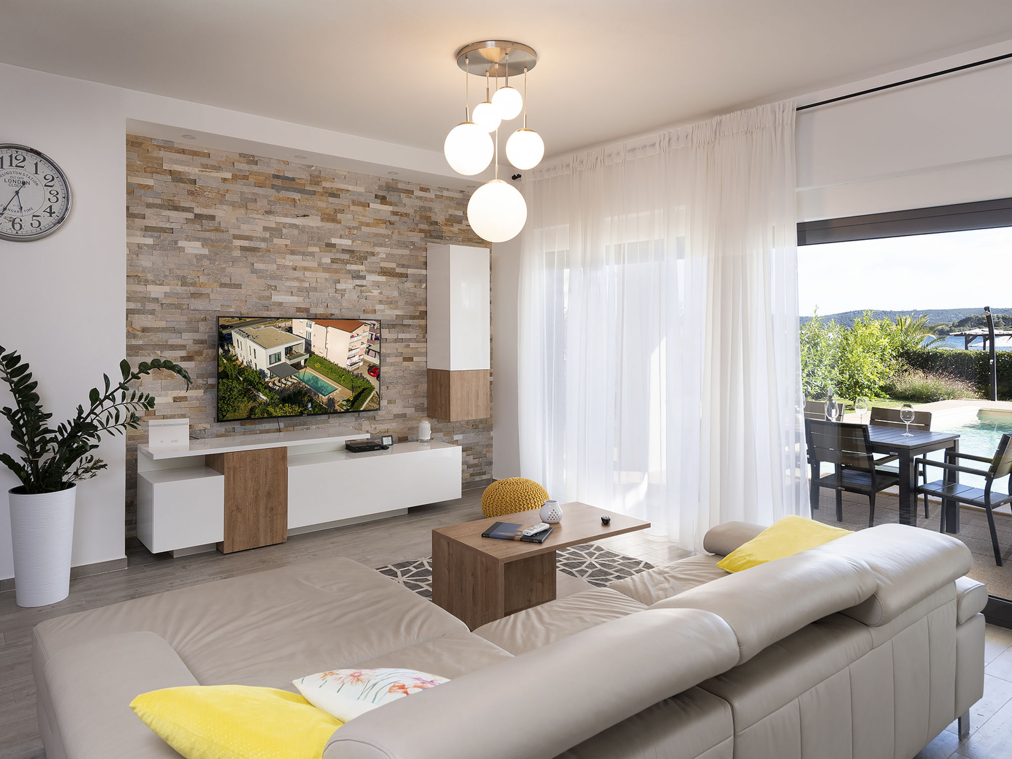 Vakantiehuis met privé zwembad in Donje Rastane (Kroatië) voor 8 personen