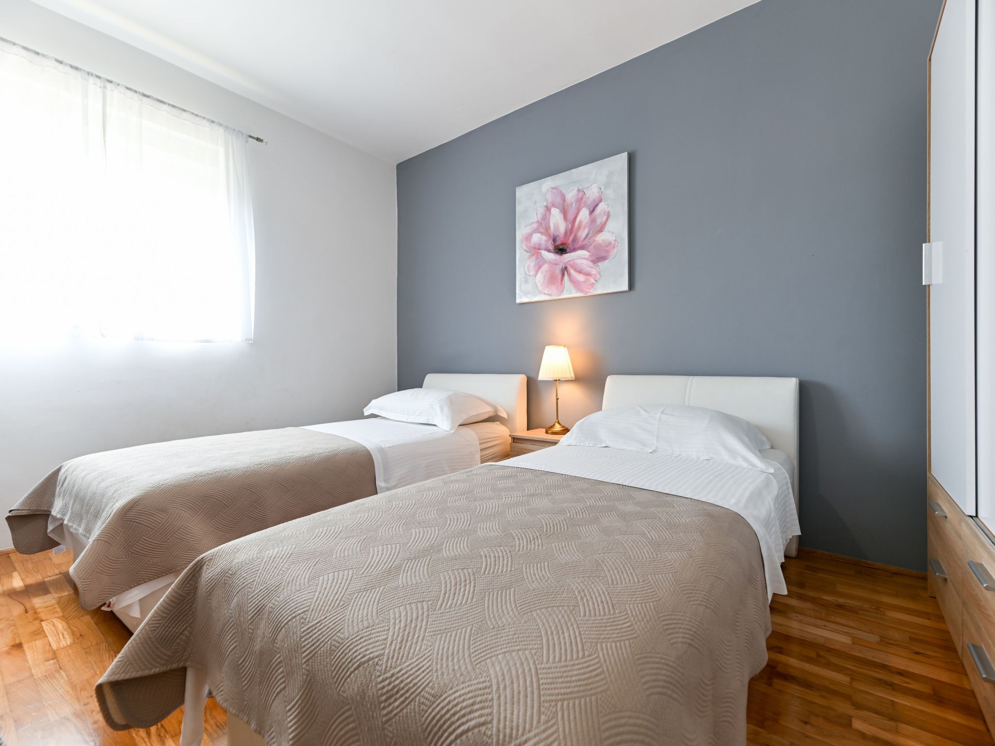 Charmantes Ferienhaus in Donje Rastane-Drinnen