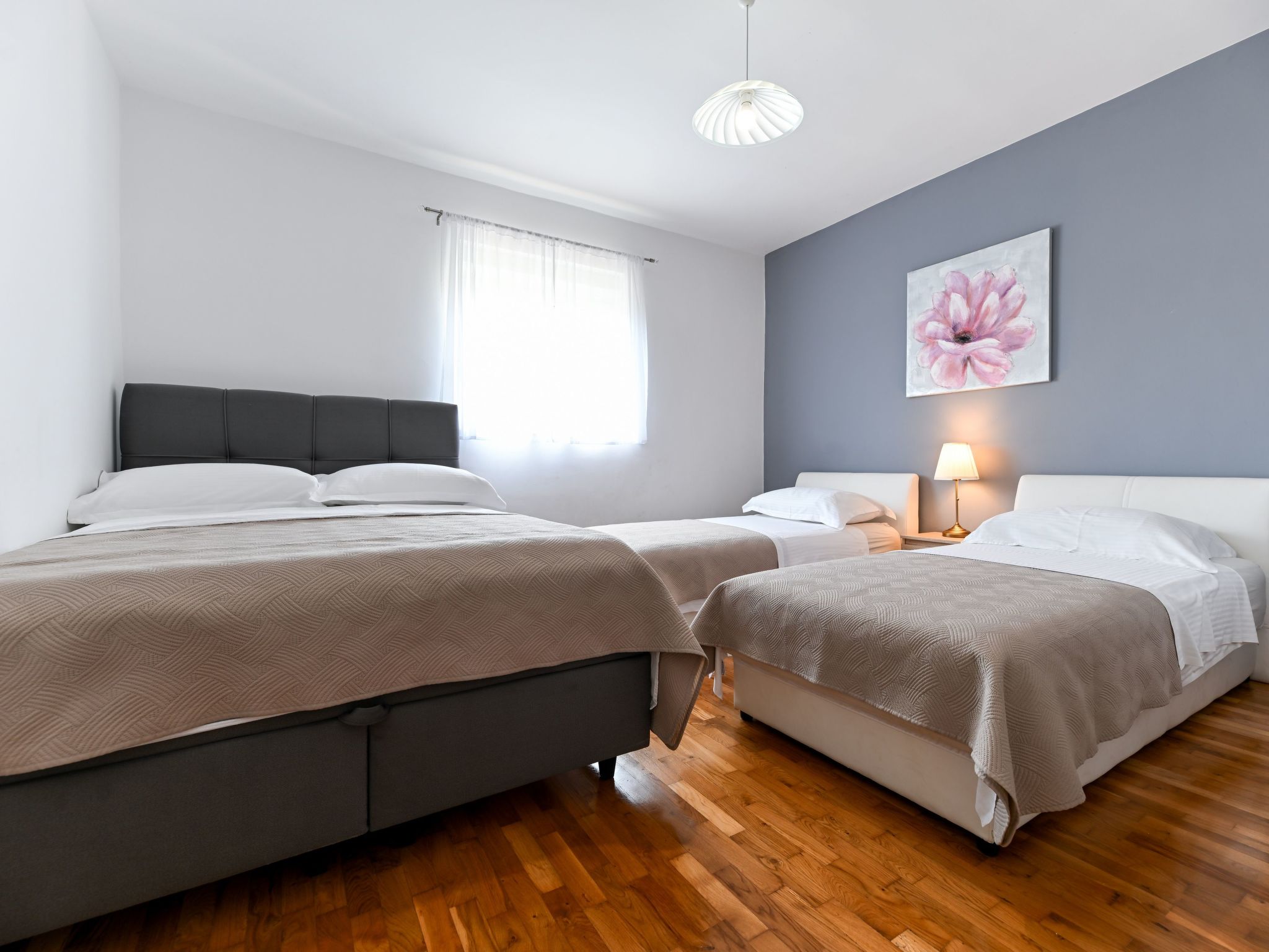 Charmantes Ferienhaus in Donje Rastane-Drinnen