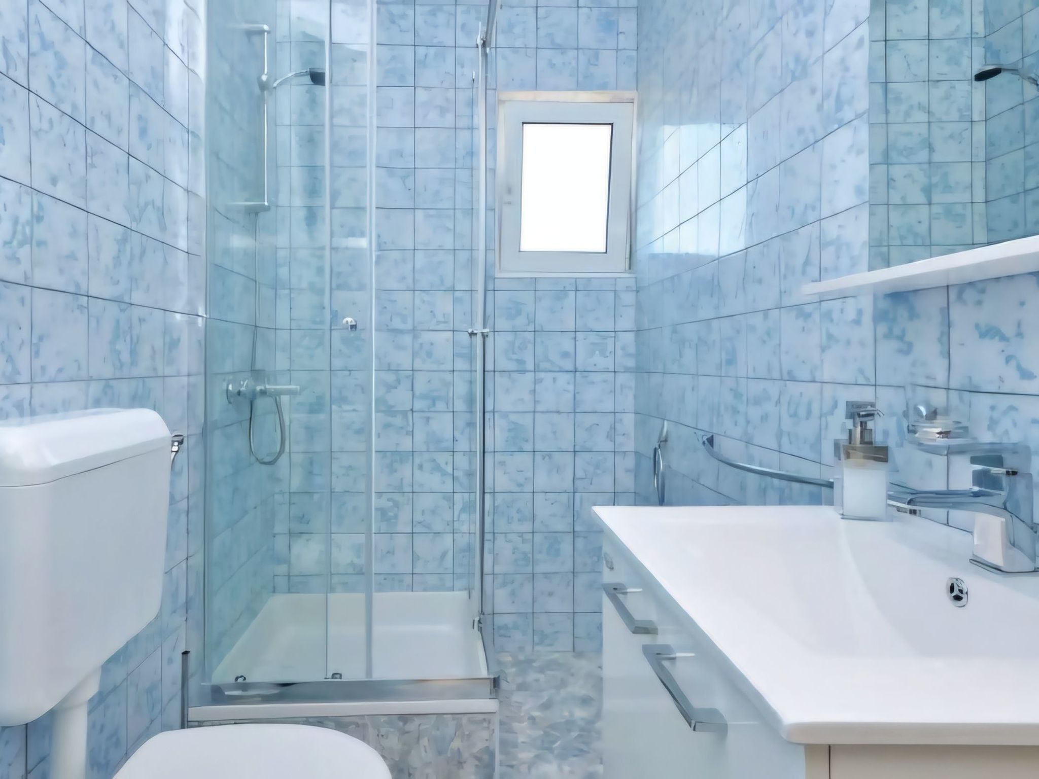 Charmantes Ferienhaus in Donje Rastane-Drinnen